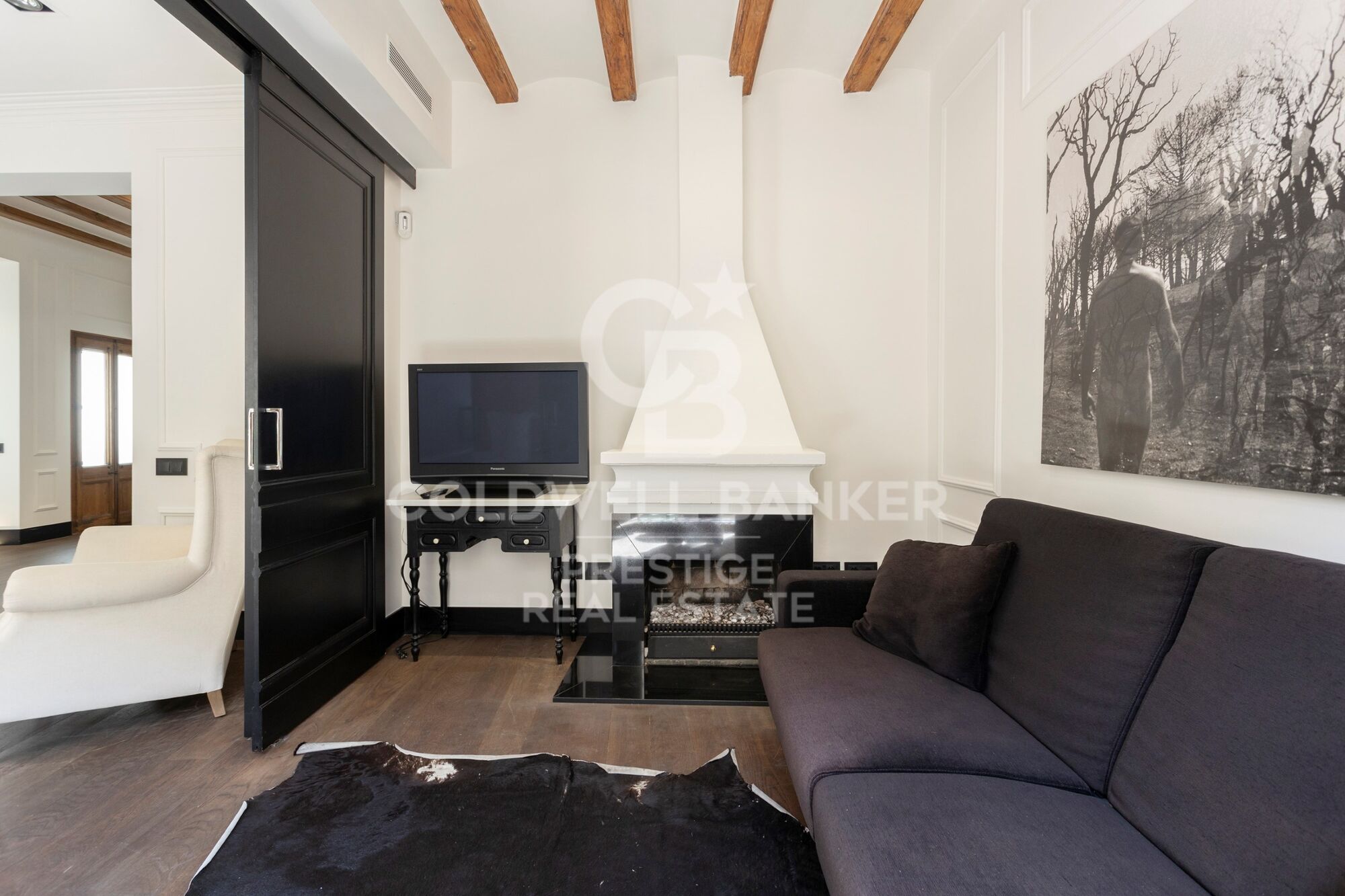 For sale newly refurbished flat in the Born area