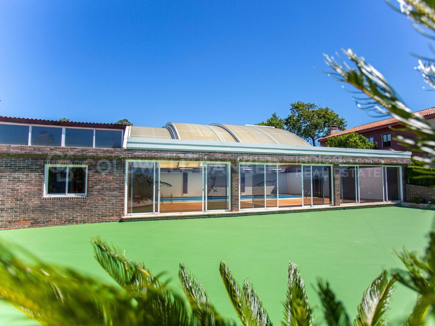 Luxusvilla in Sanxenxo, Spanien mit privatem Weinberg