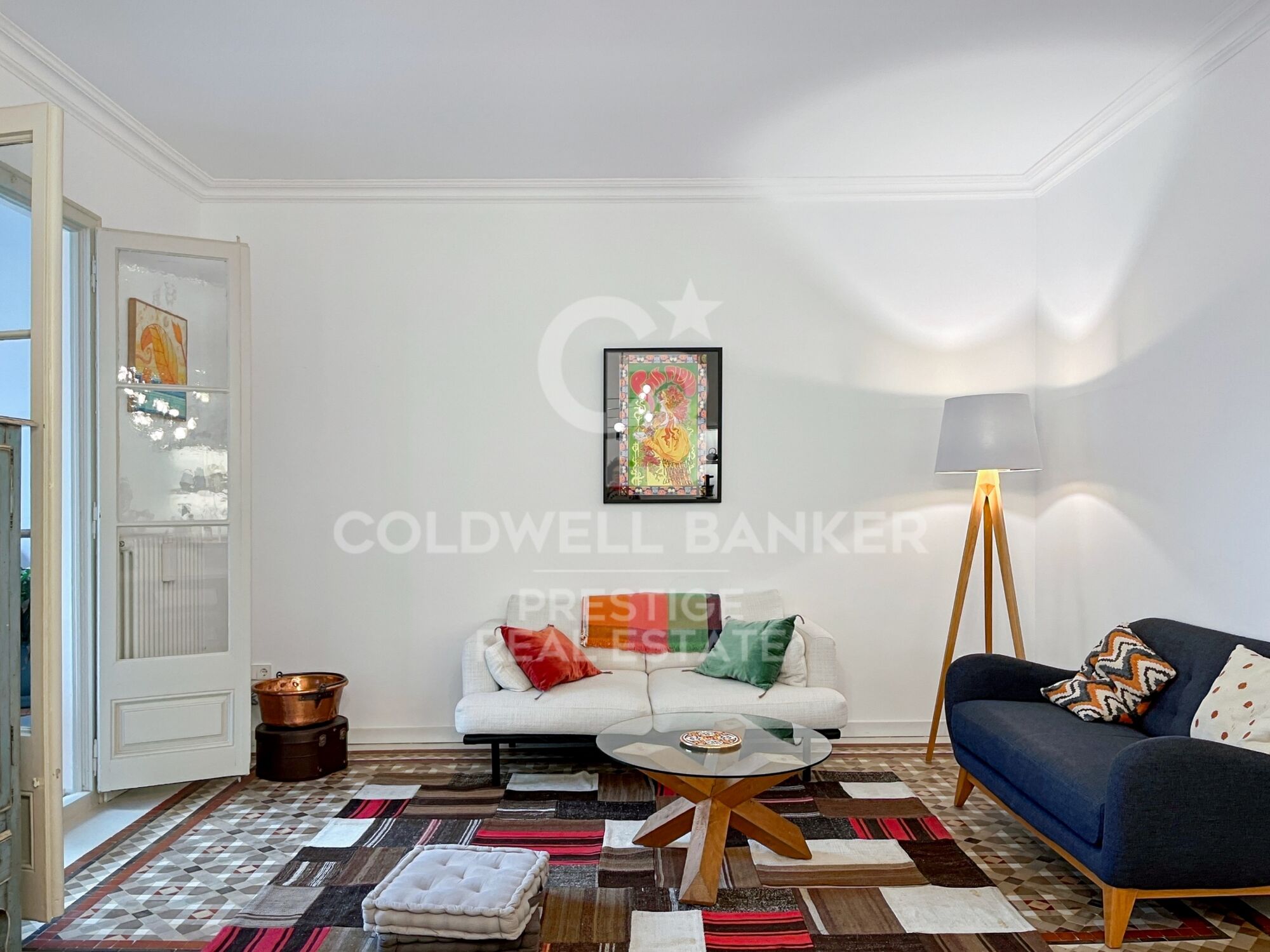 Designer apartment in a Modernist building in the Quadrat d'Or