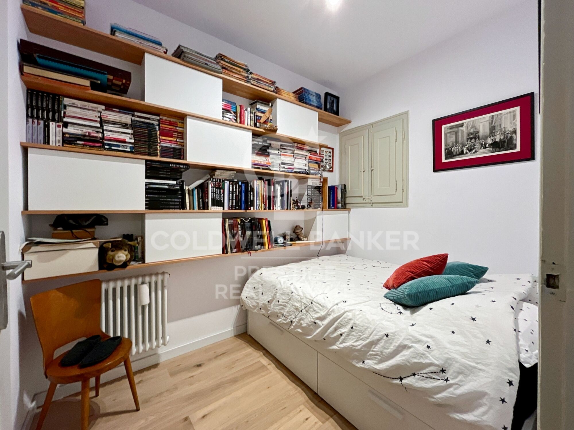 Designer apartment in a Modernist building in the Quadrat d'Or