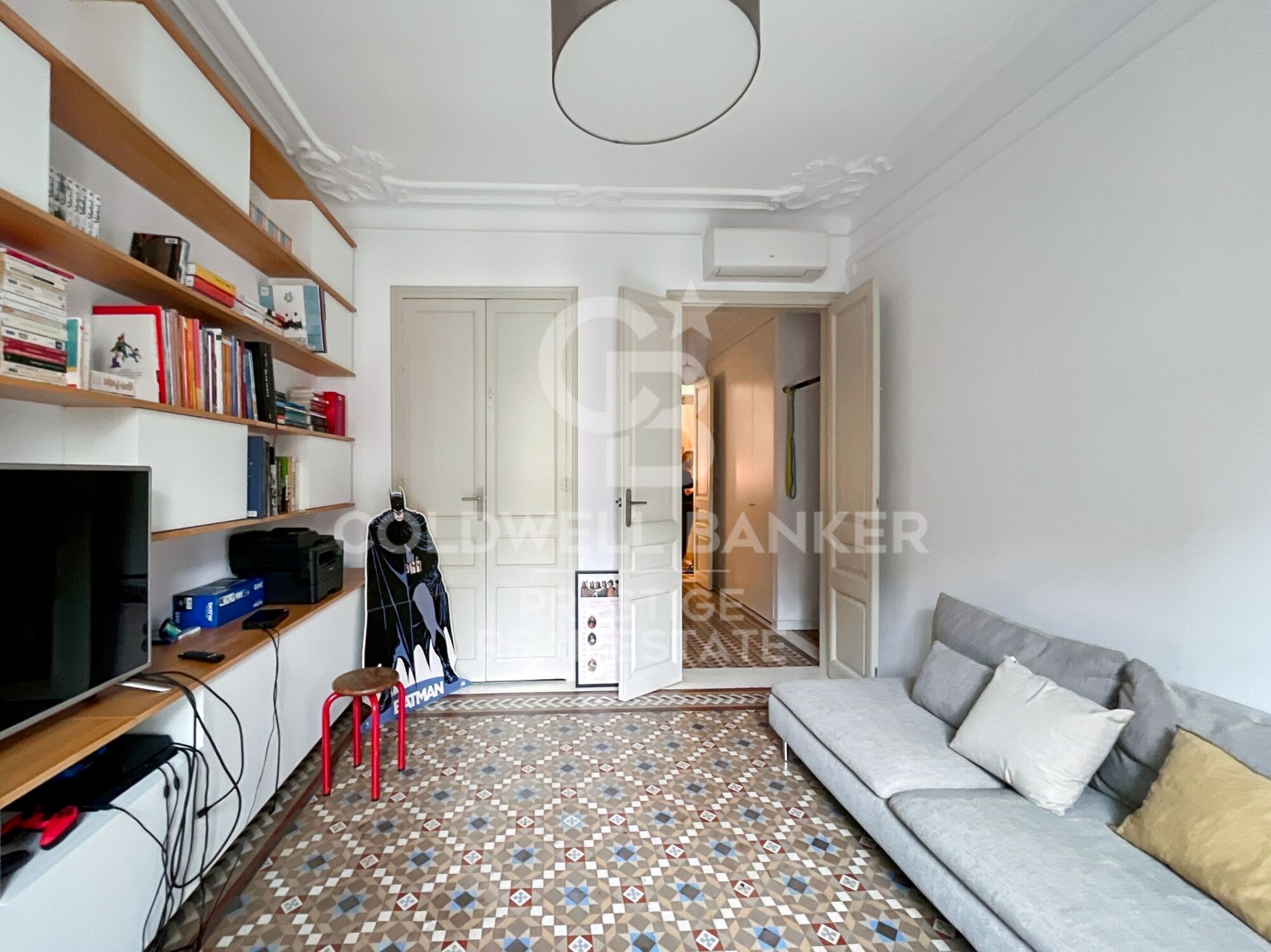 Designer apartment in a Modernist building in the Quadrat d'Or
