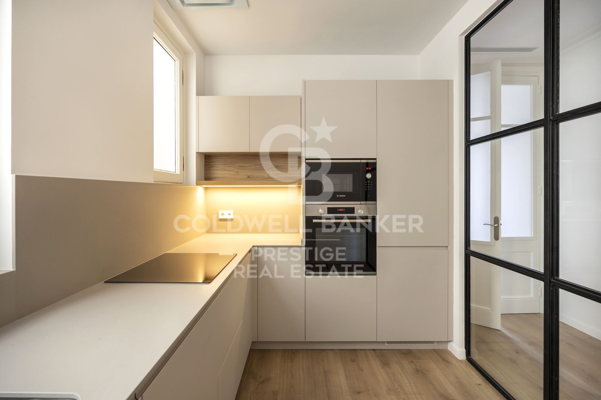 Refurbished flat for sale in Eixample