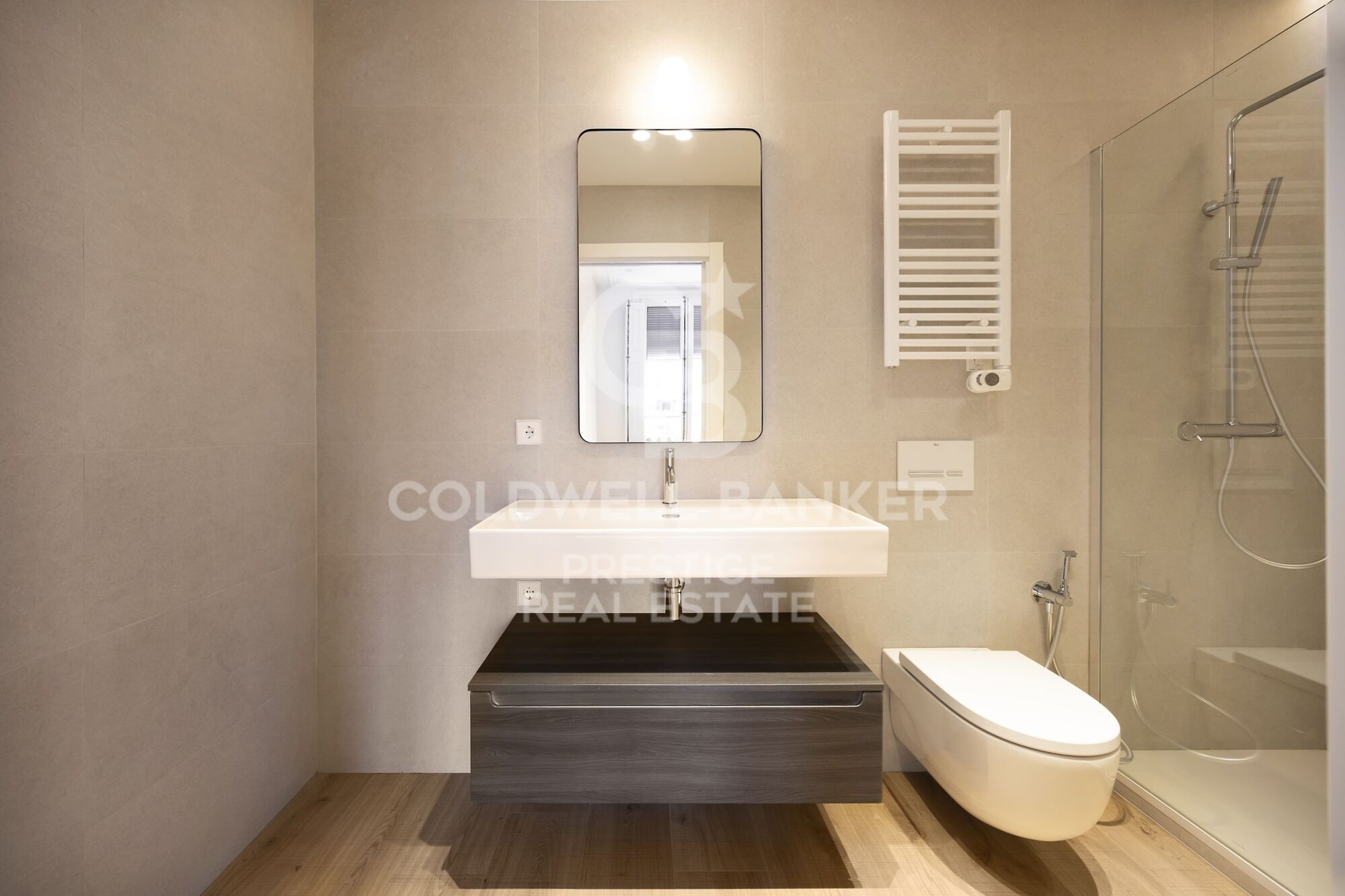 Refurbished flat for sale in Eixample