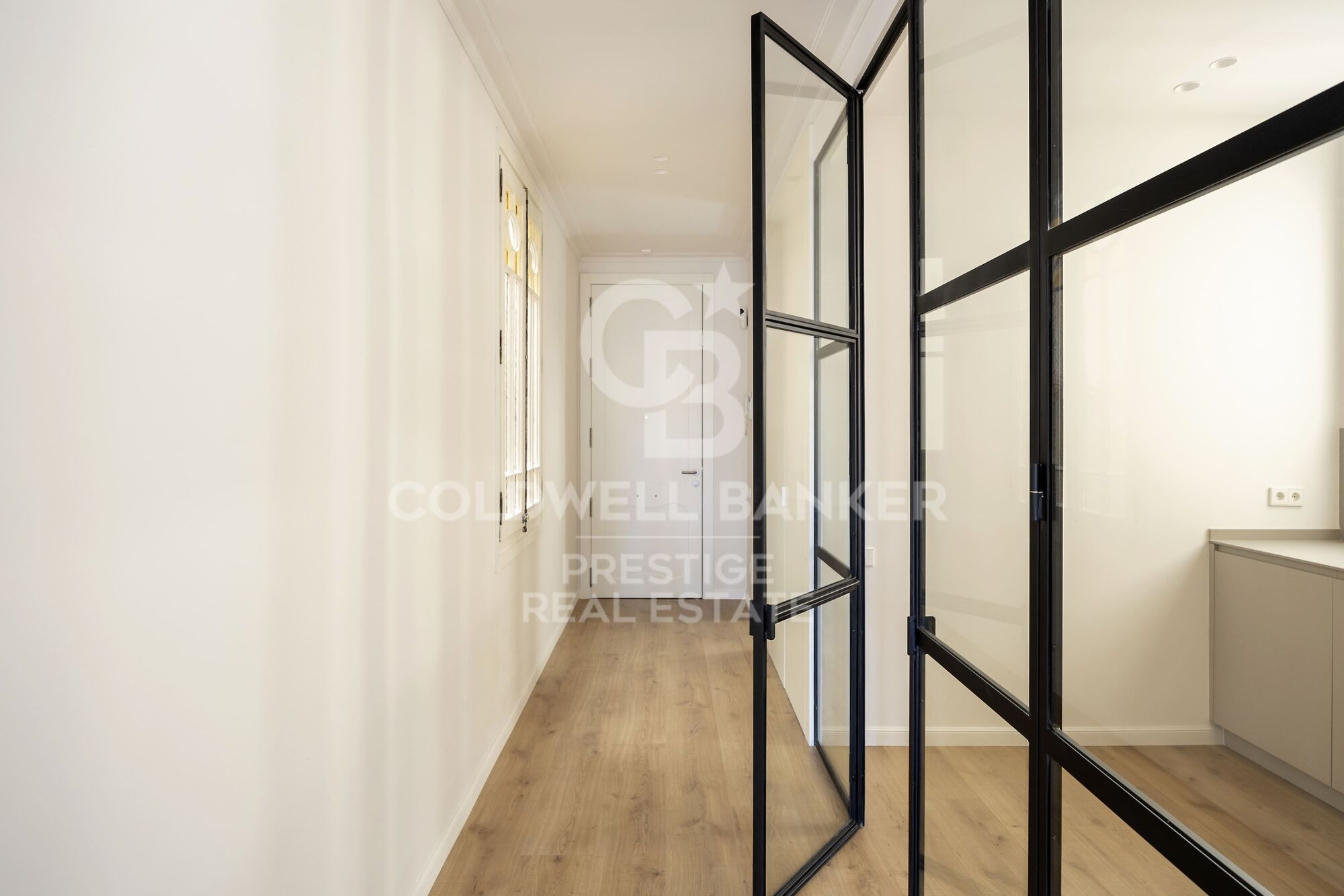 Refurbished flat for sale in Eixample