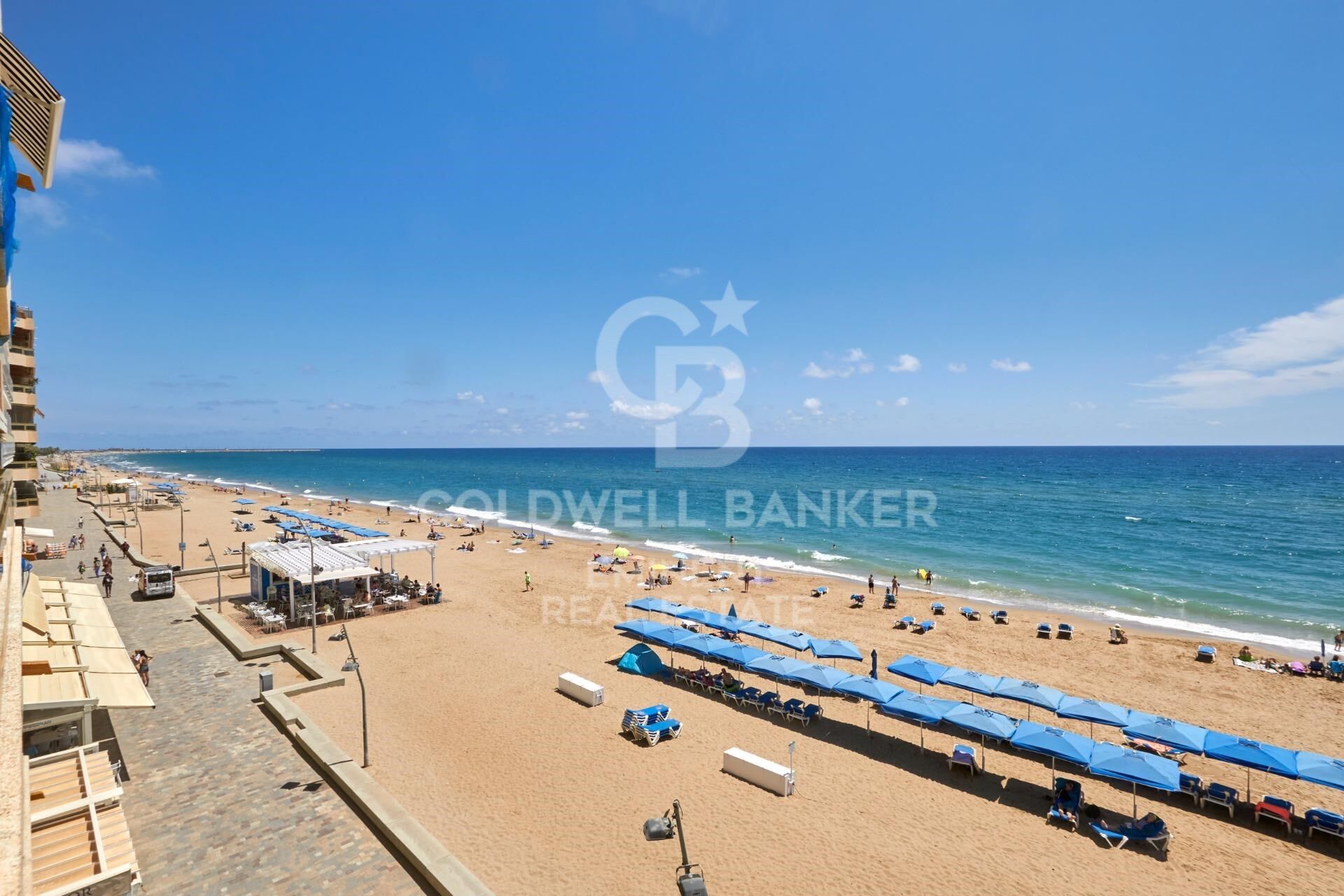 Beachfront Apartment - Calafell Beach
