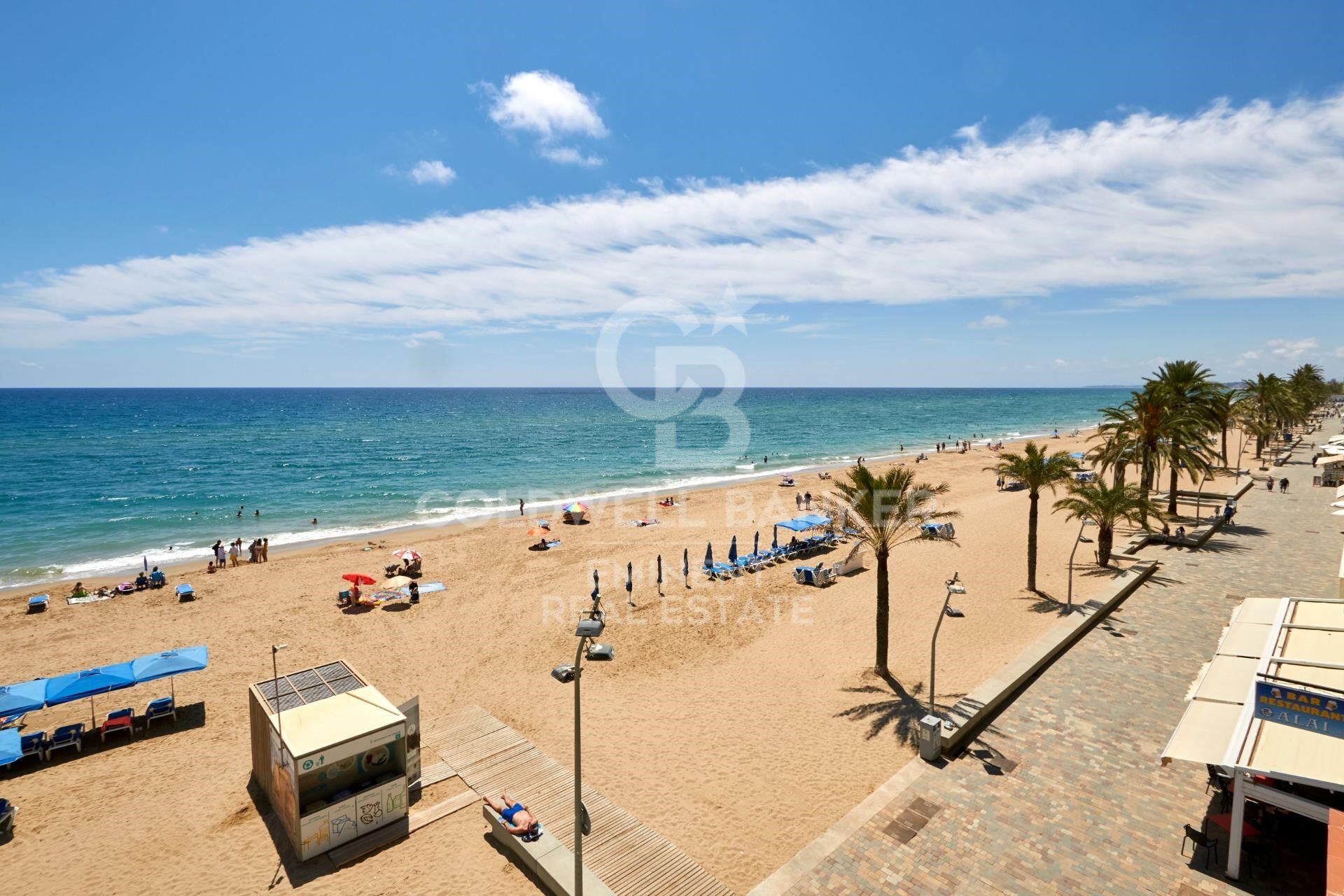 Beachfront Apartment - Calafell Beach