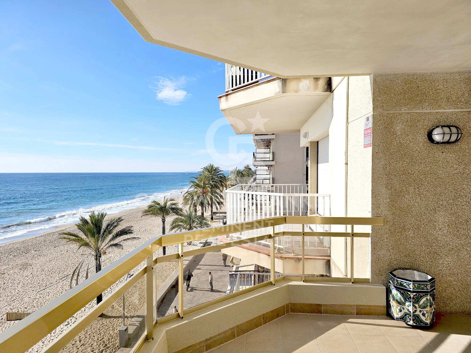 Beachfront Apartment - Calafell Beach