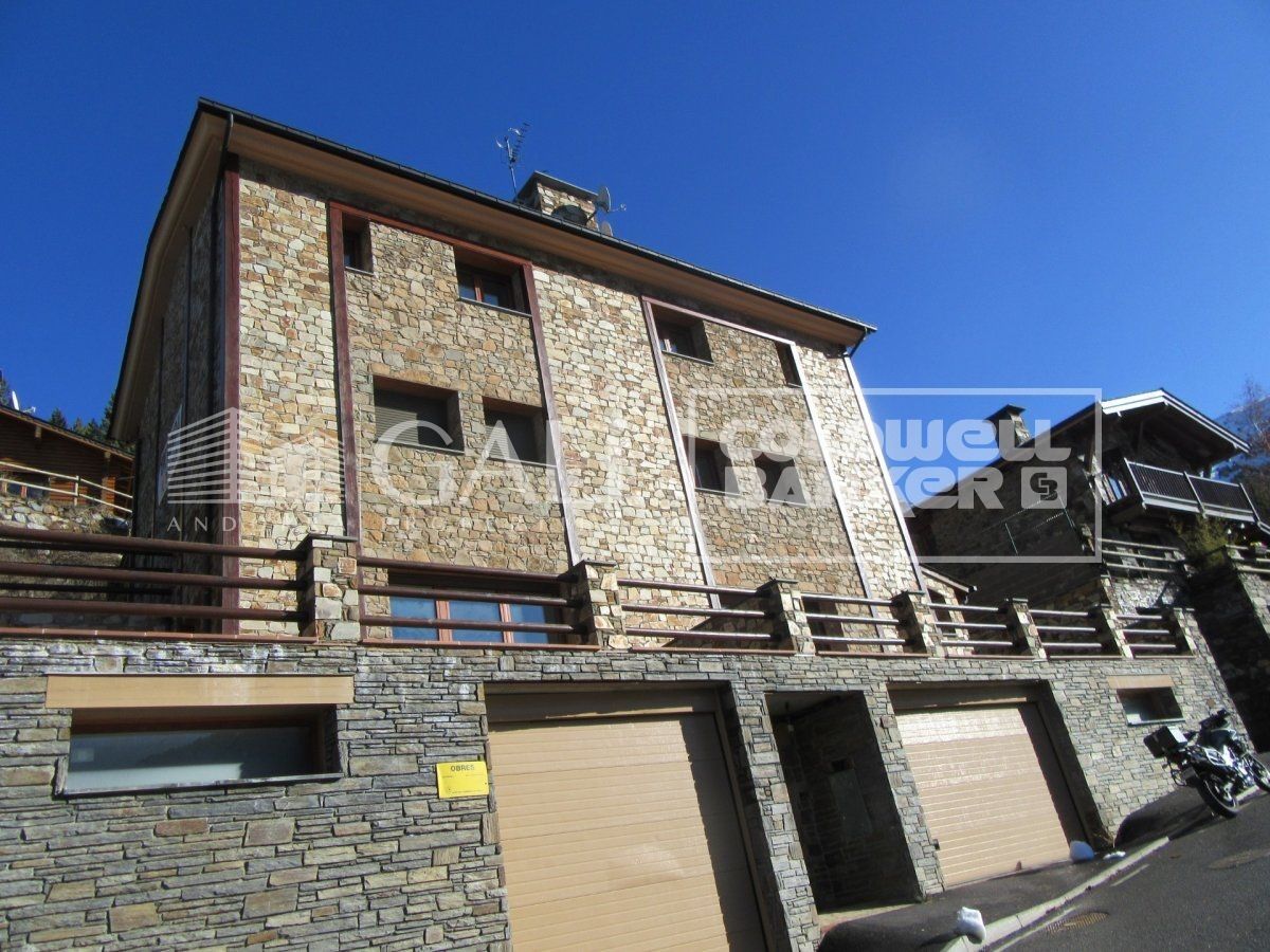 Villa 4 Bedrooms Sale Canillo