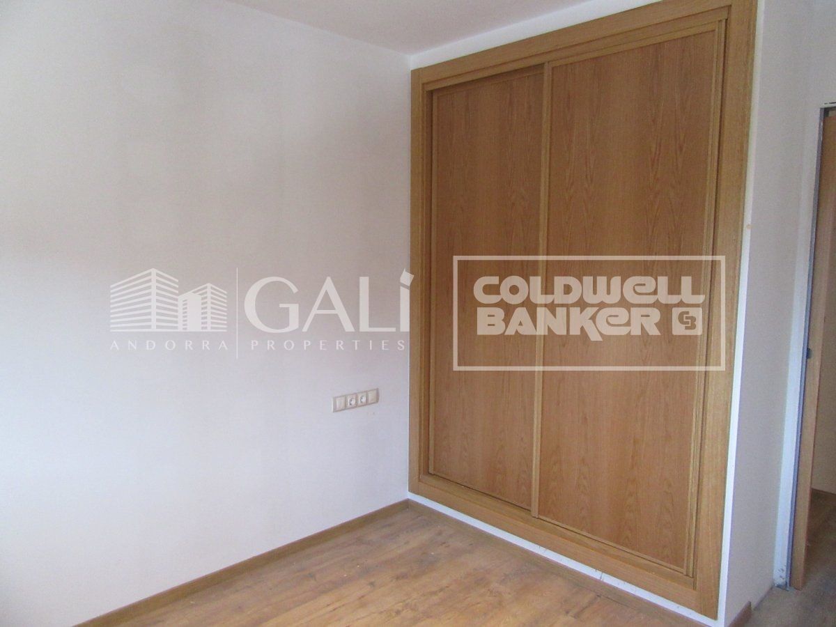 Town House 4 Bedrooms Sale Canillo