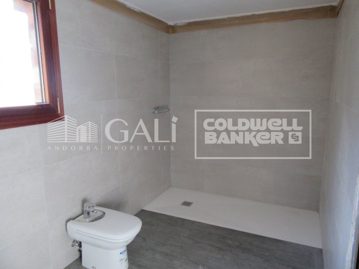 Vivienda adosada 4 habitaciones Venta Canillo