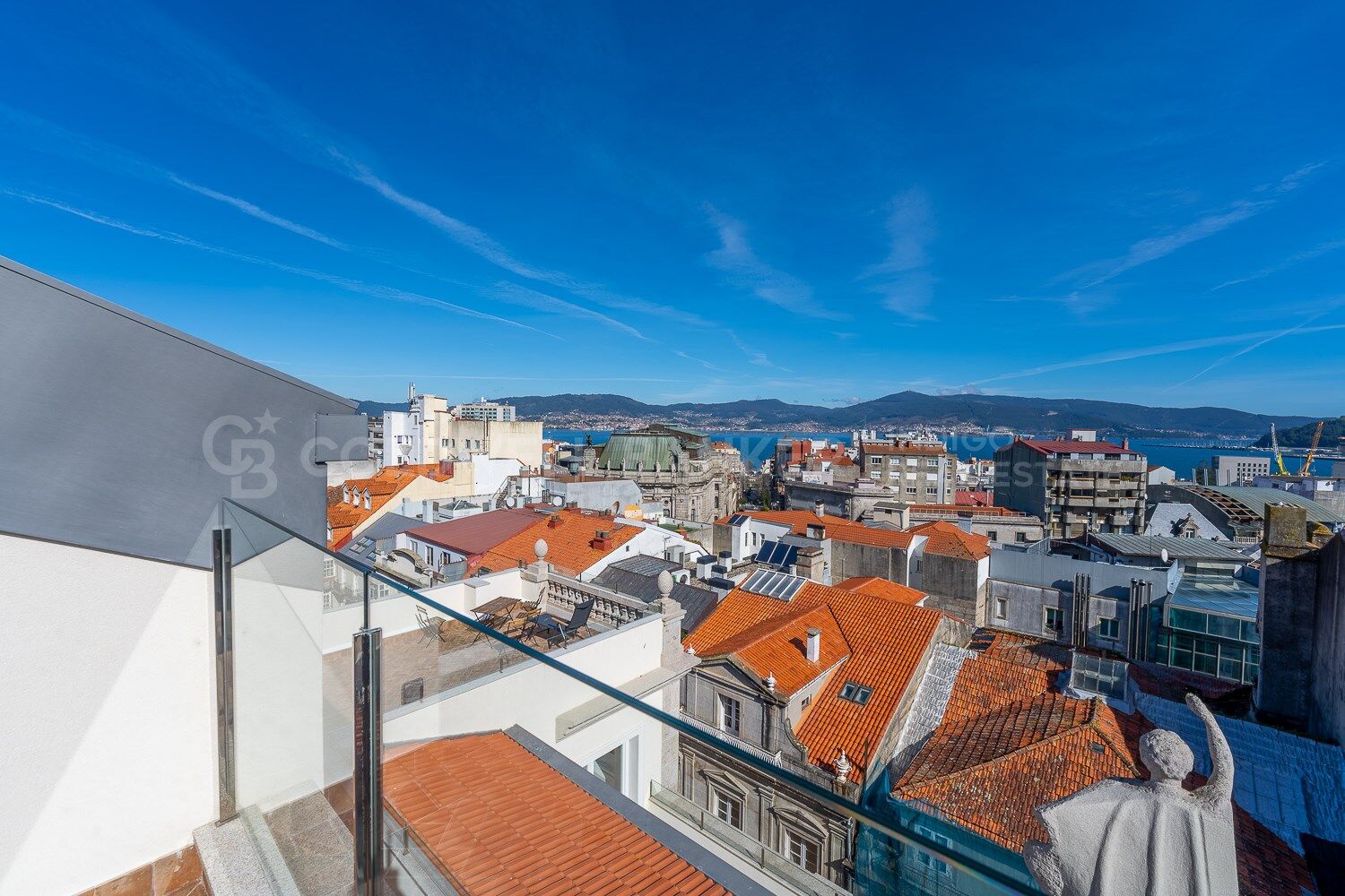 Ático de lujo en el centro de Vigo - Obra nueva