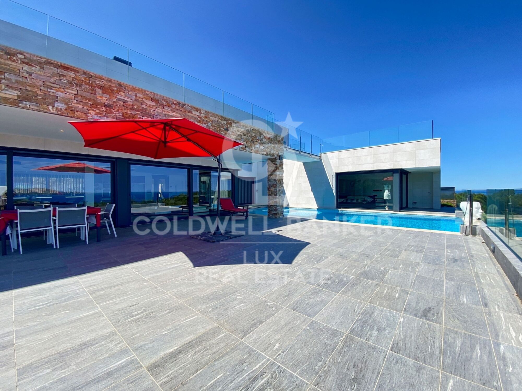 Luxuriöse Villa am Strand in Llançà, Costa Brava