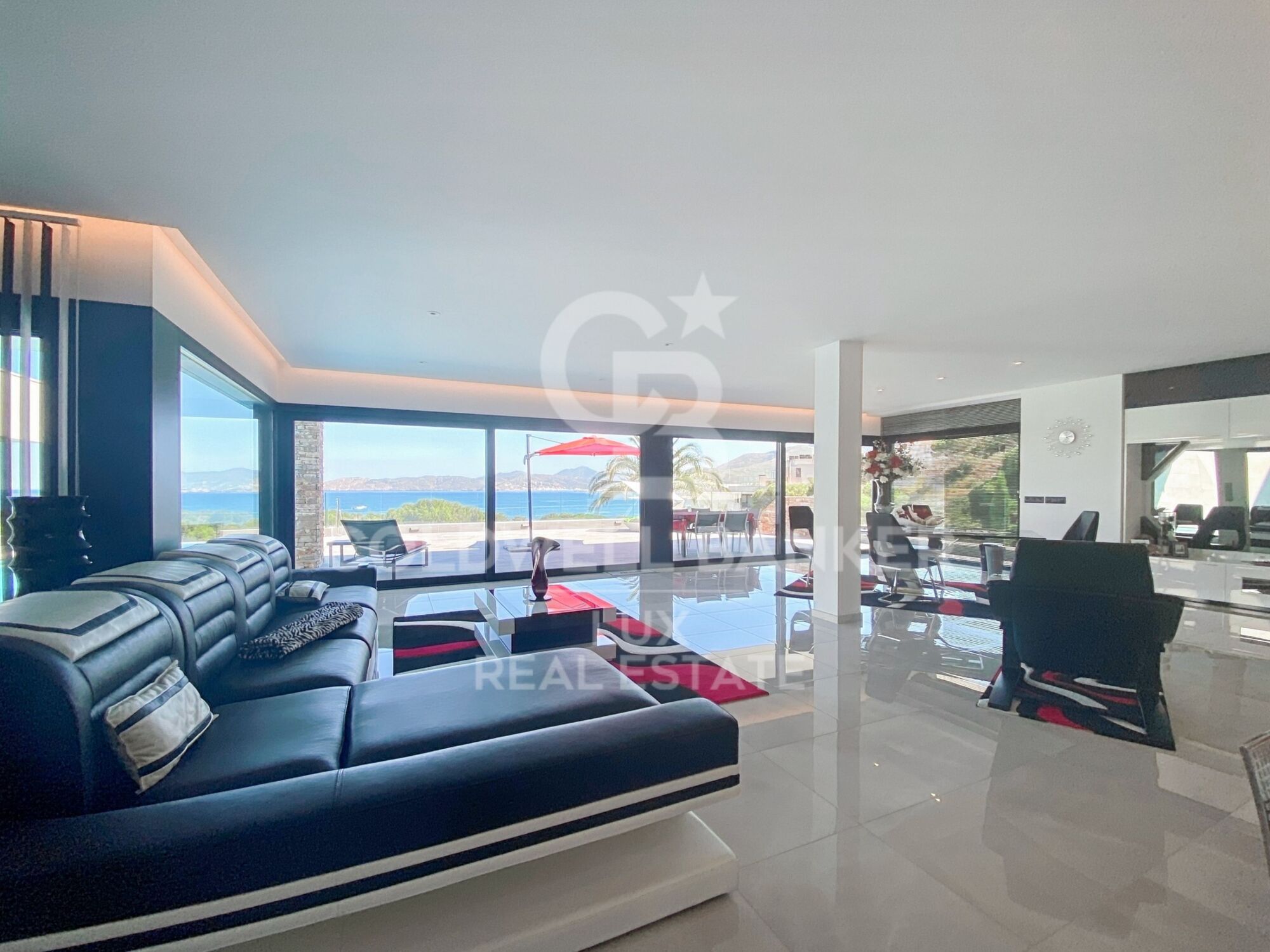 Luxuriöse Villa am Strand in Llançà, Costa Brava