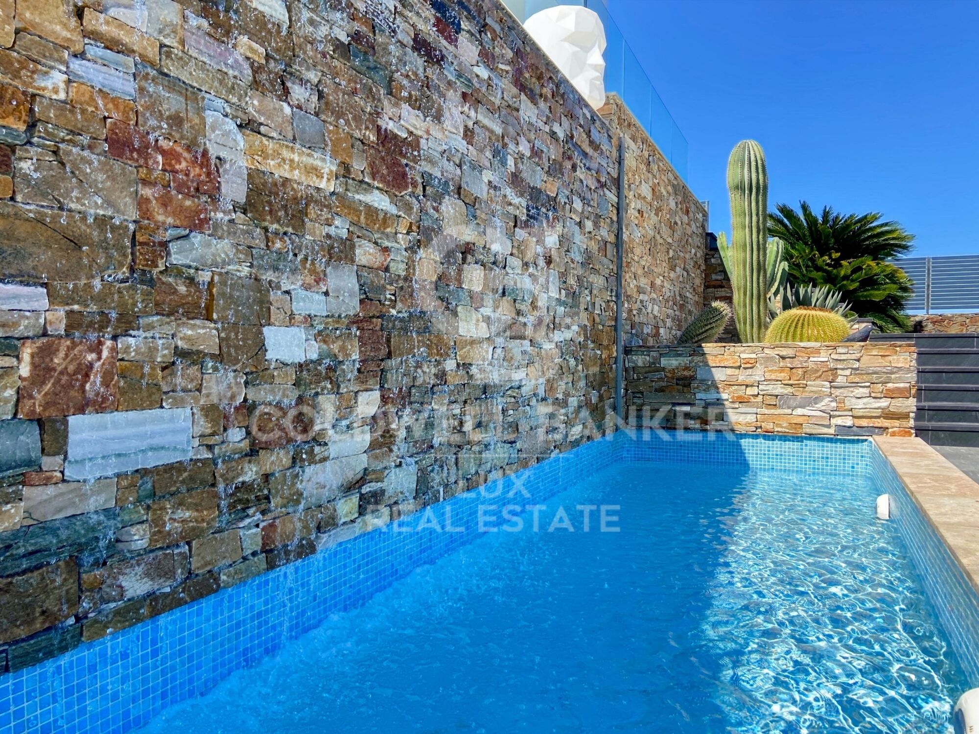 Luxuriöse Villa am Strand in Llançà, Costa Brava
