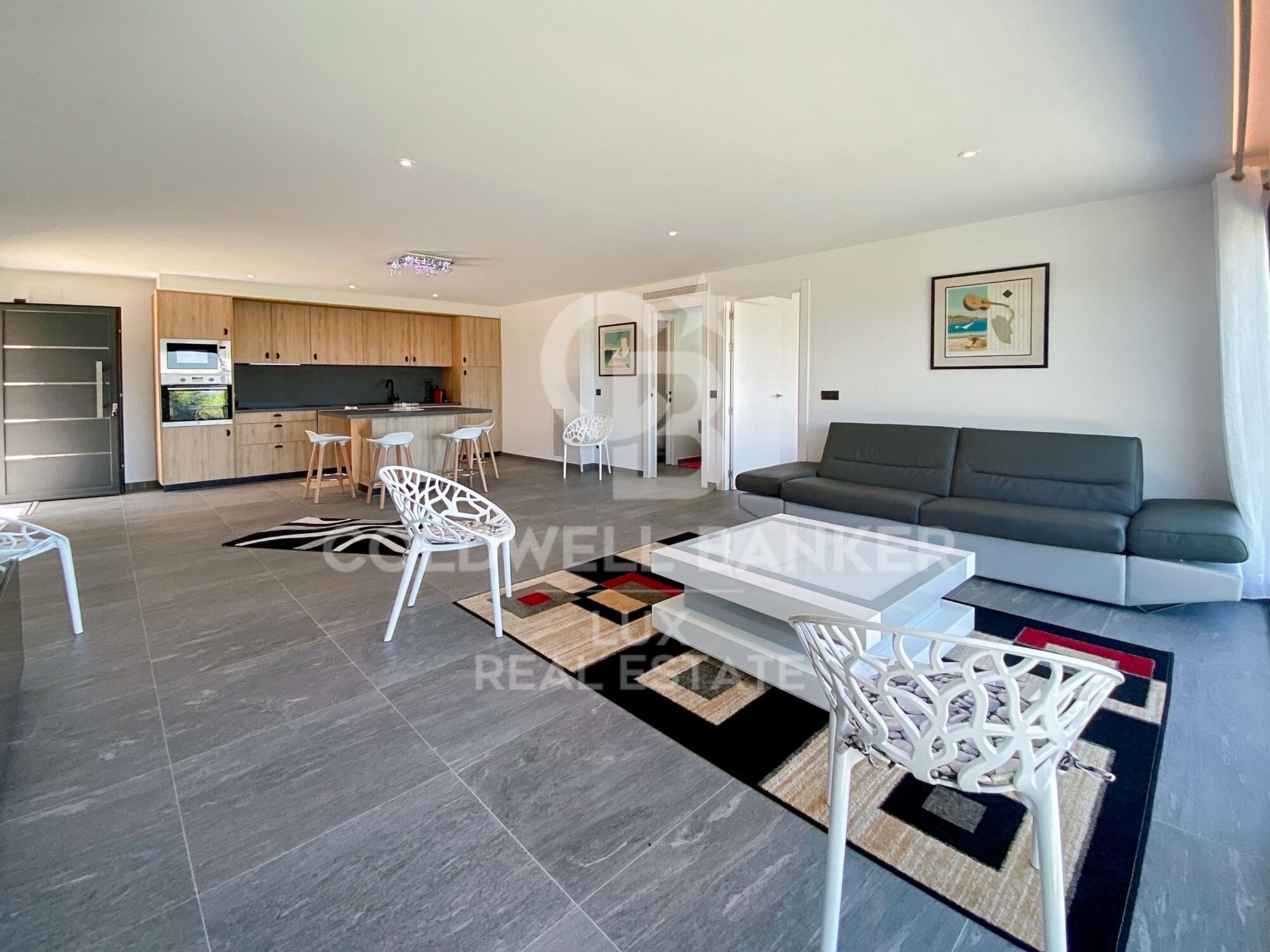Villa de luxe en vente en première ligne de mer à Llançà, Costa Brava