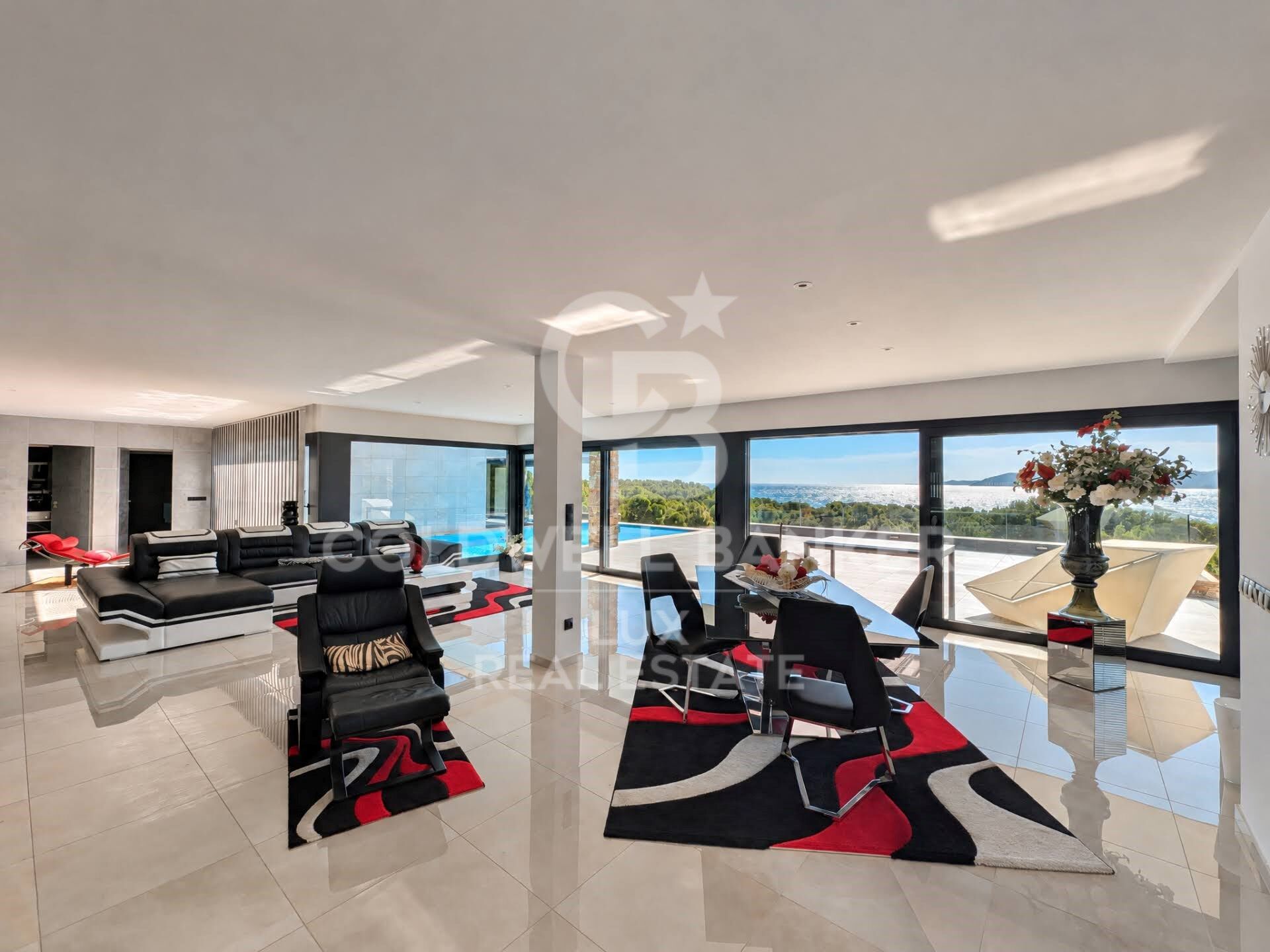 Luxury seafront villa for sale in Llançà, Costa Brava