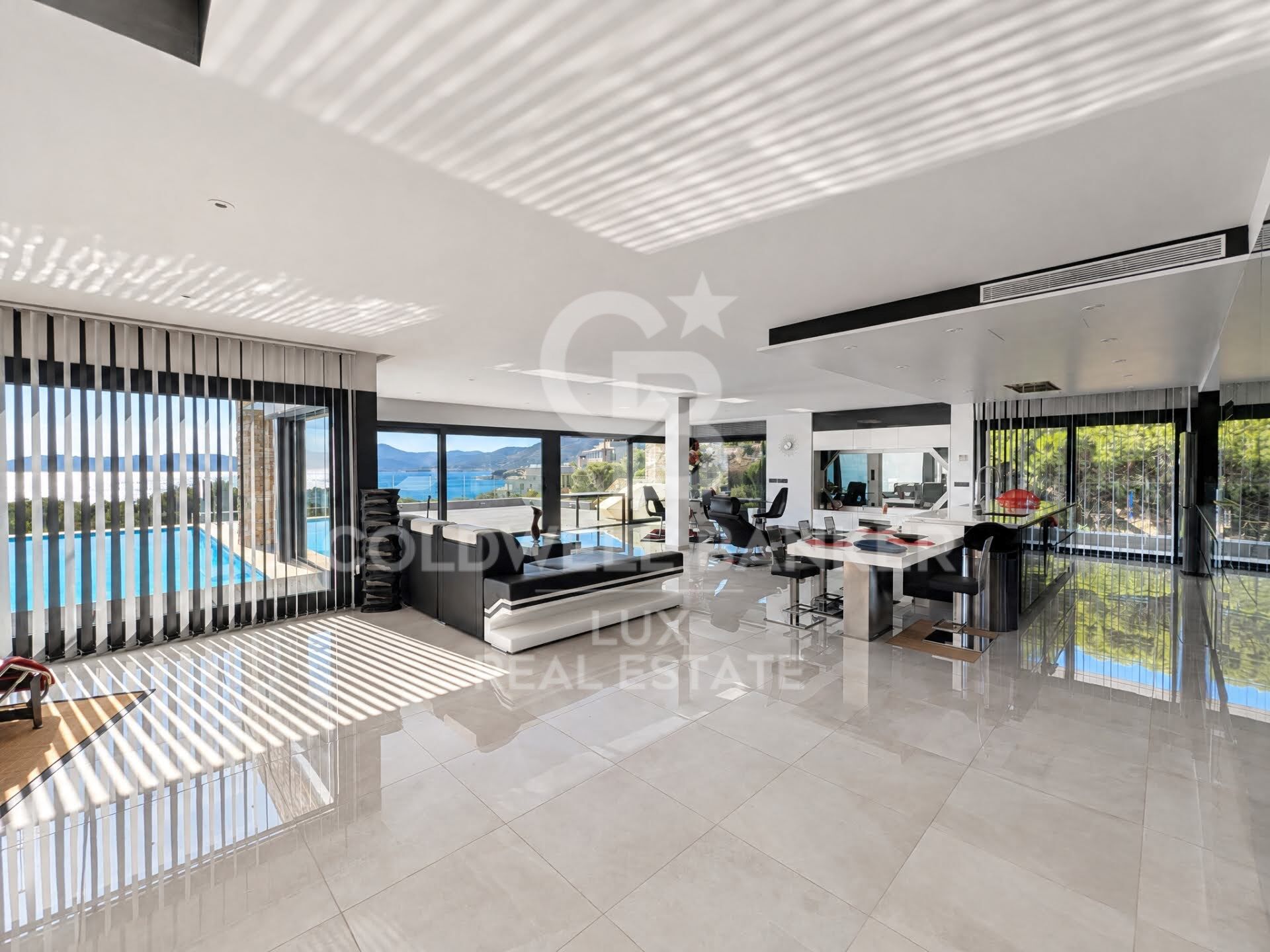 Luxury seafront villa for sale in Llançà, Costa Brava
