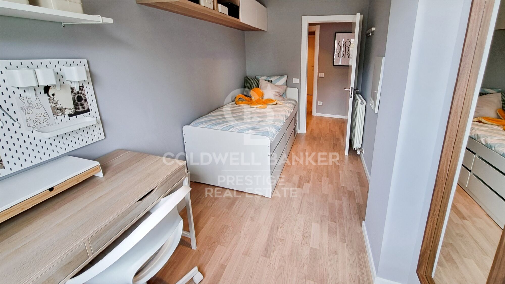 Neubauprojekt mit Swimmingpool und Parkplatz. Gorg, Badalona