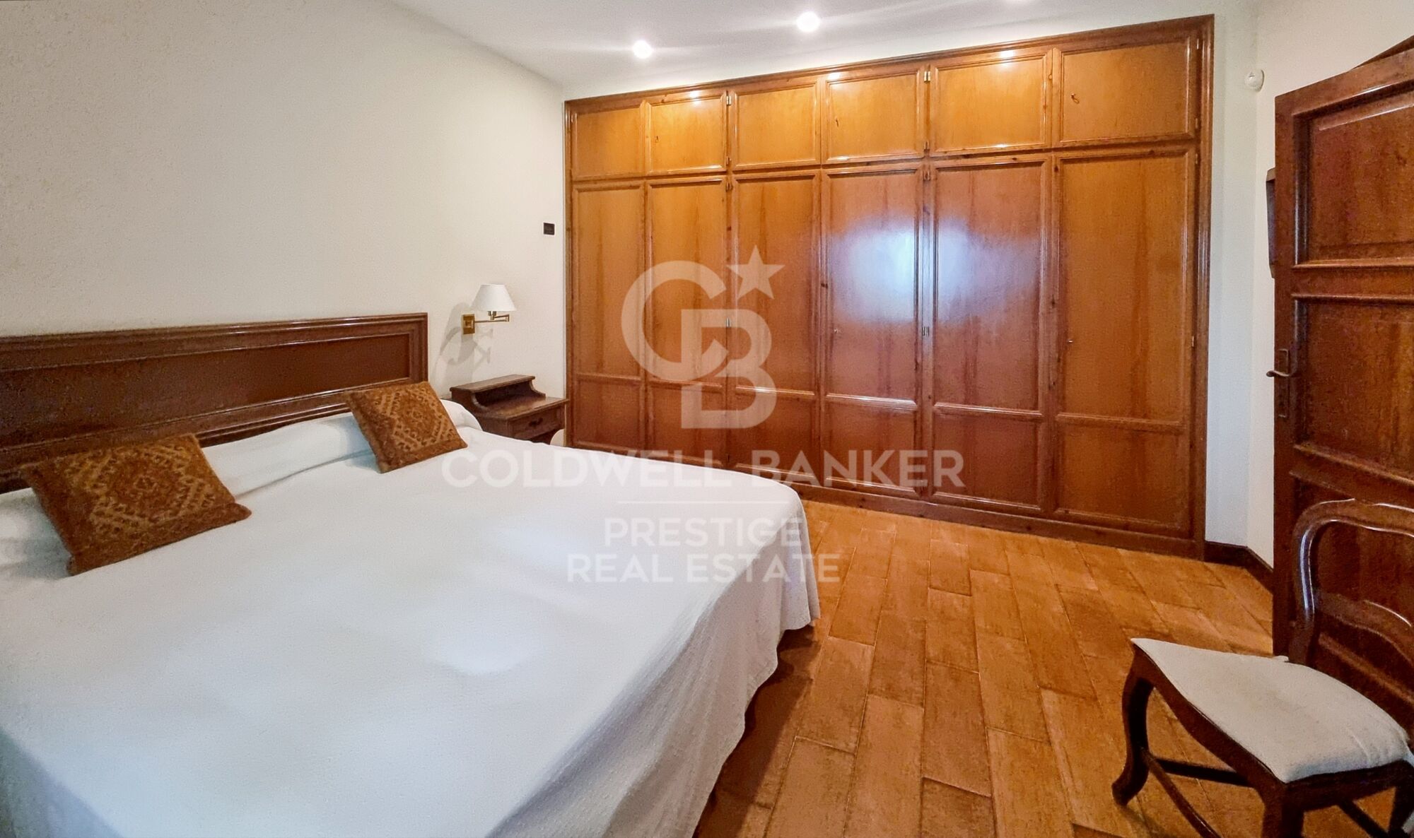 Country house with sea views and large plot in front of Sant Andreu de Llavaneres Golf.