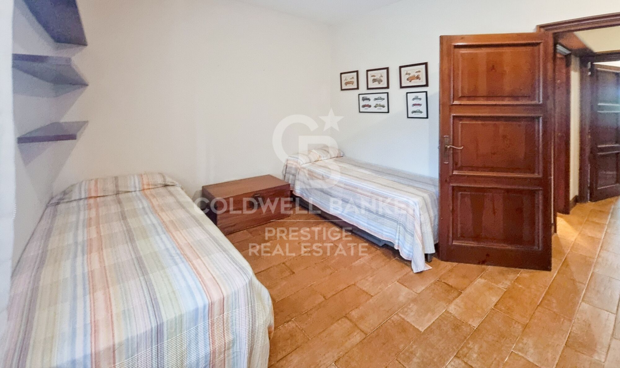 Country house with sea views and large plot in front of Sant Andreu de Llavaneres Golf.