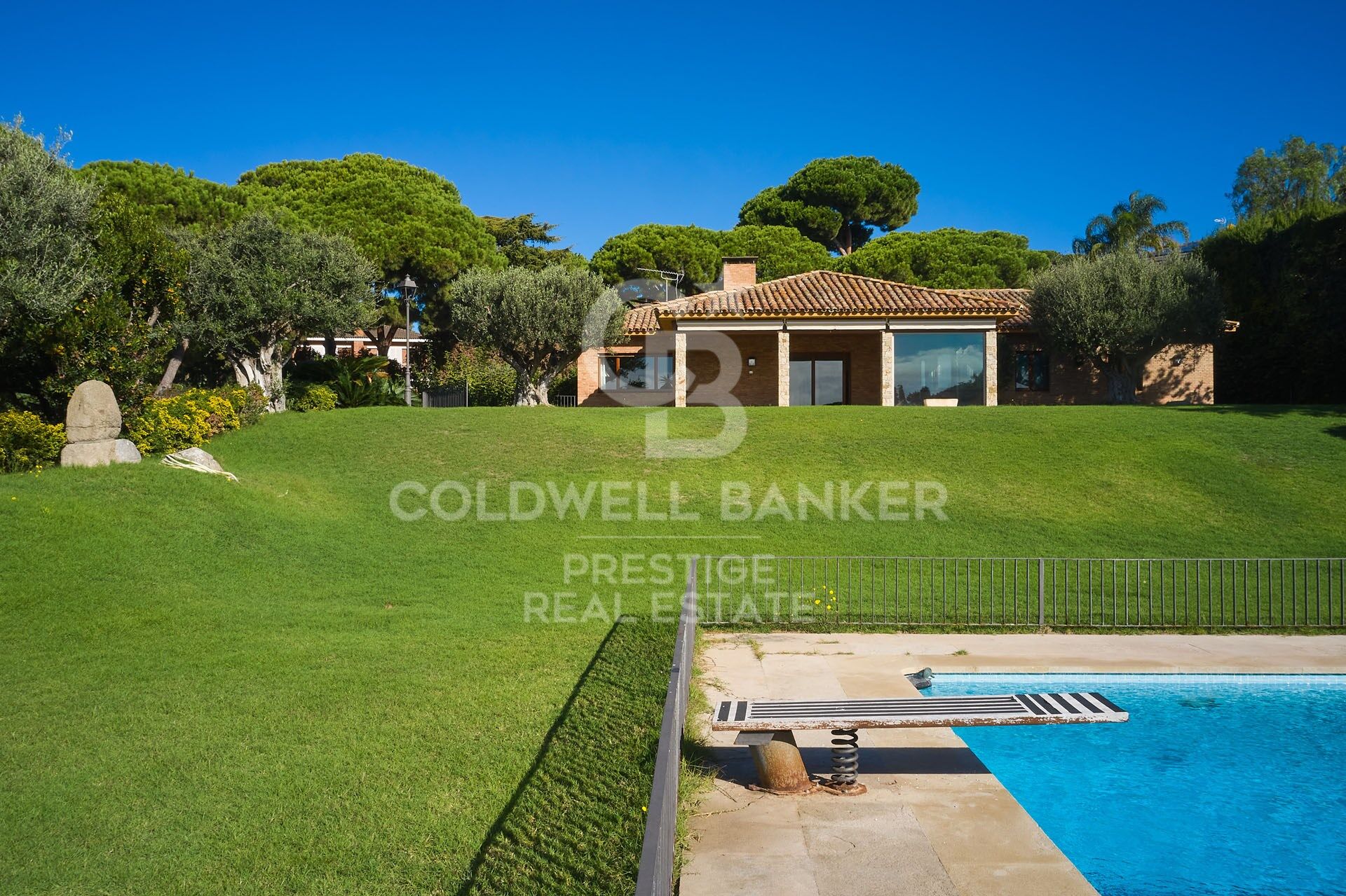 Maison avec vue sur la mer, en face du Golf, à Sant Andreu de Llavaneres.
