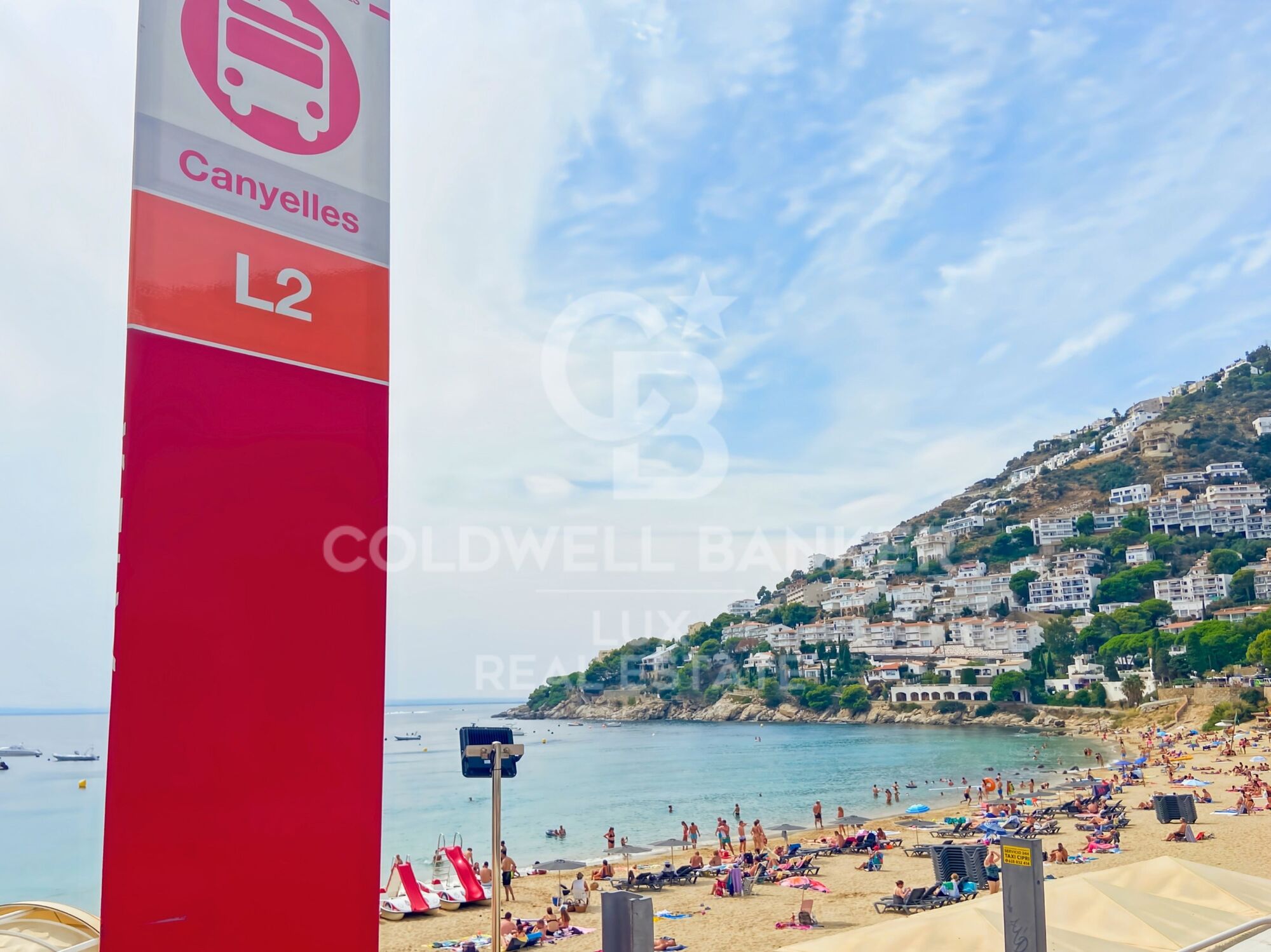 Villa avec vue sur la mer à Canyelles avec gros oeuvre entièrement achevé
