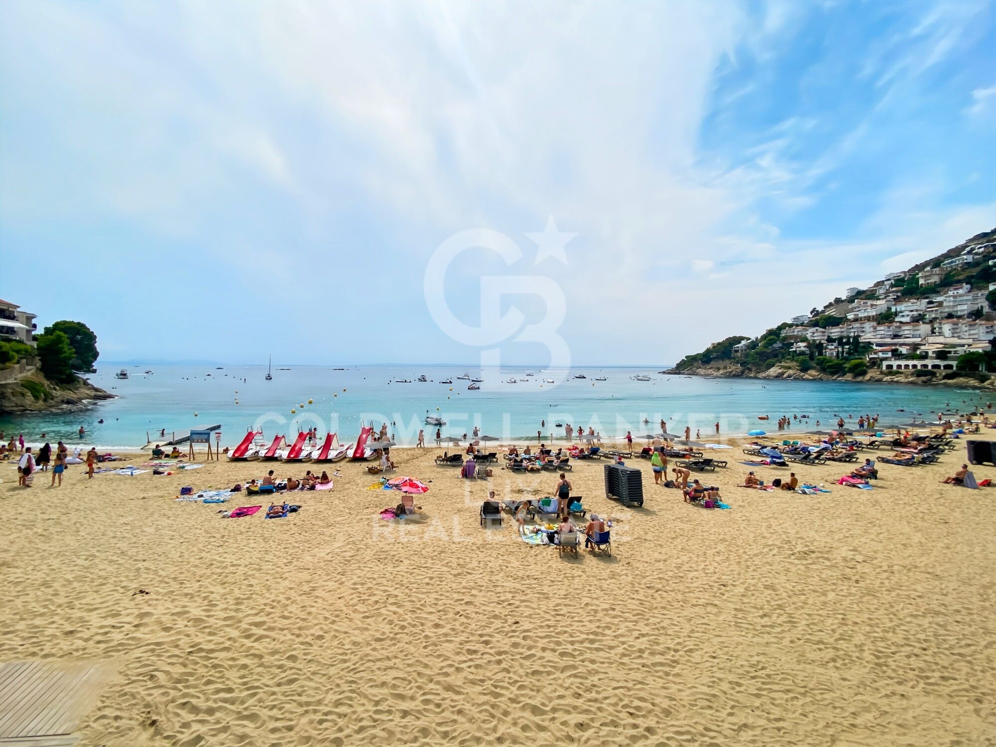 Villa con vistas al mar en Canyelles con trabajos estructurales totalmente terminados