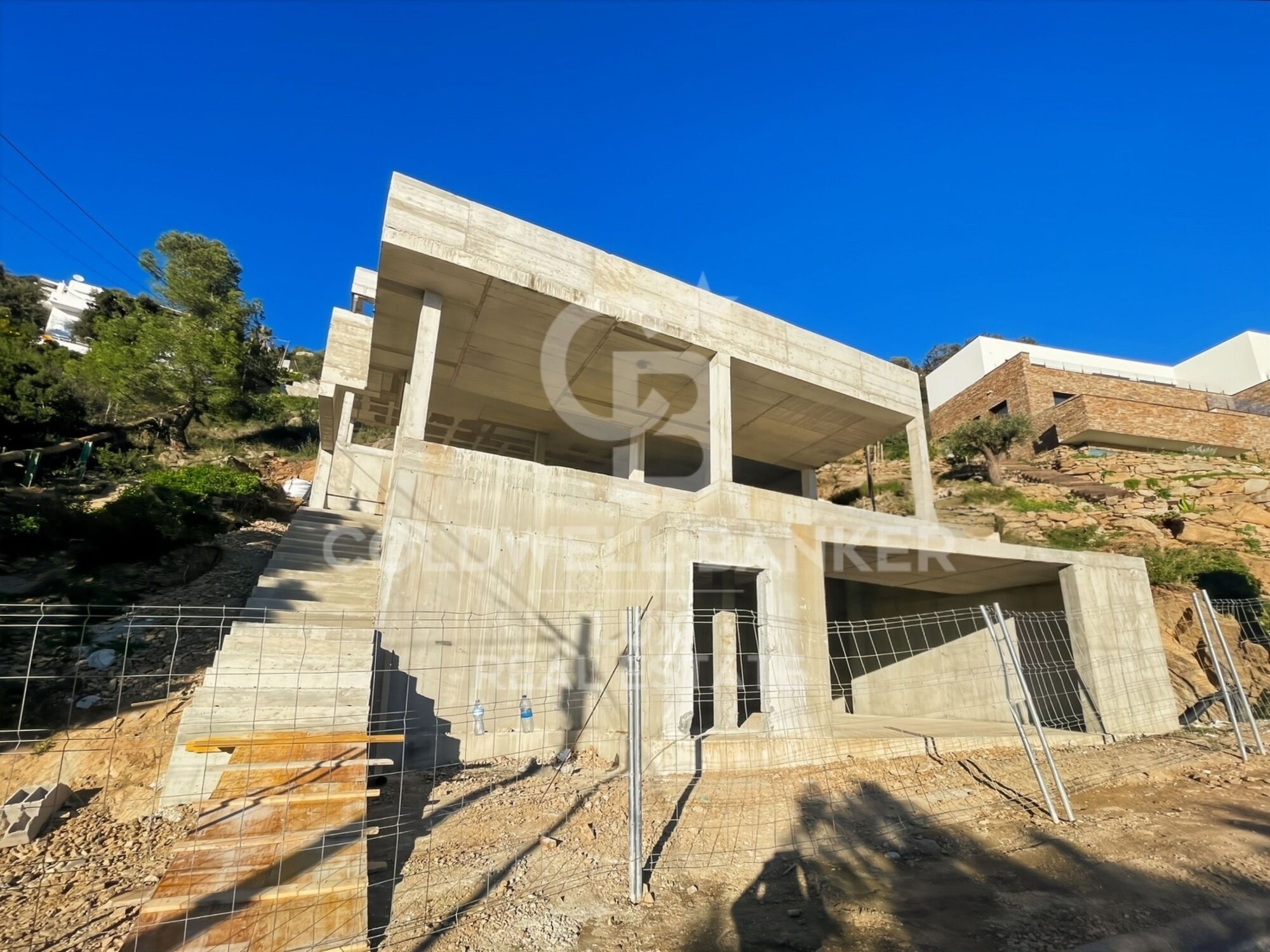 Villa with sea views in Canyelles with structural works fully completed