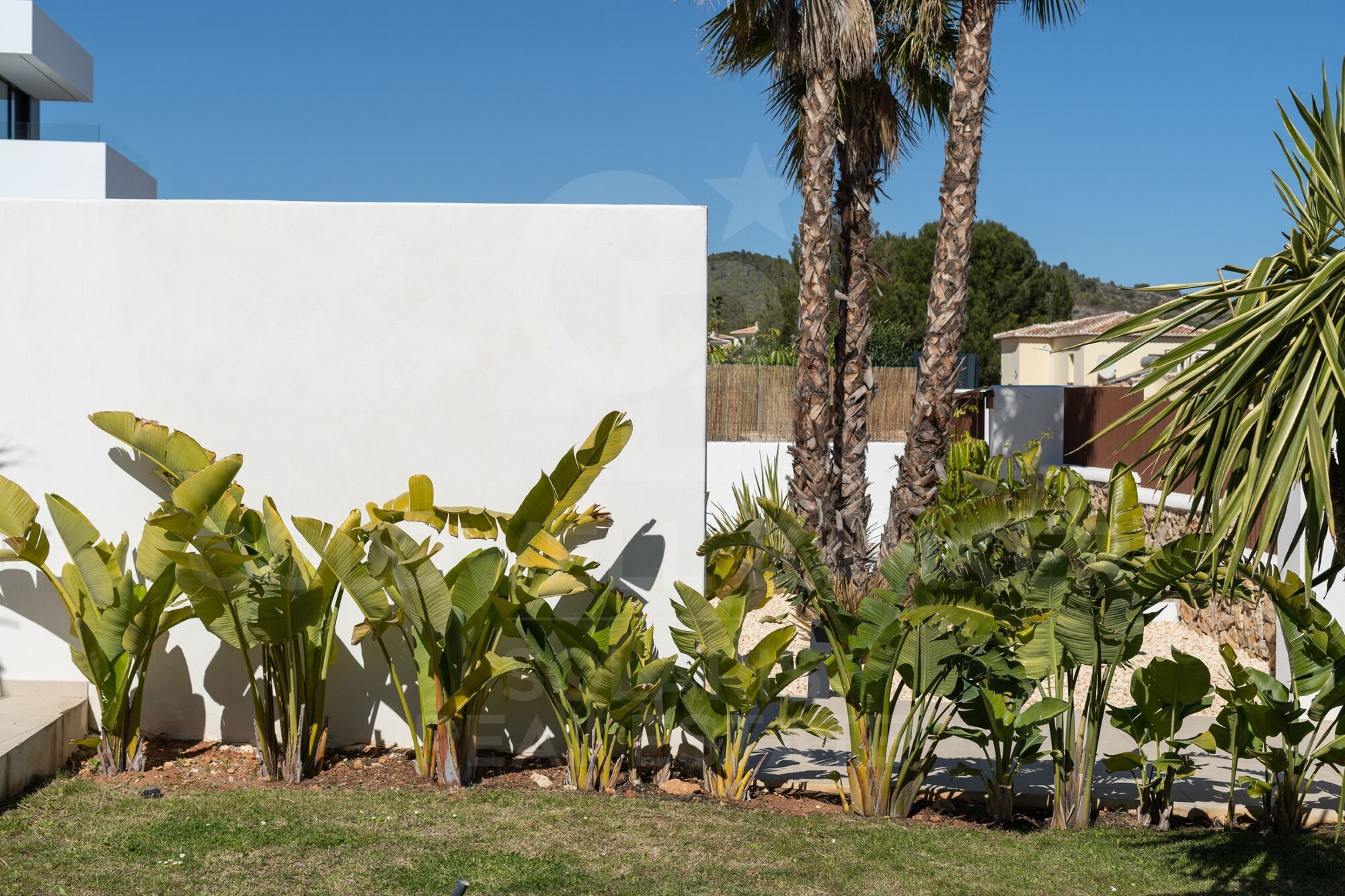 Villa Ca Salina - estilo Ibiza, a distancia a pie de una escuela internacional, Javea