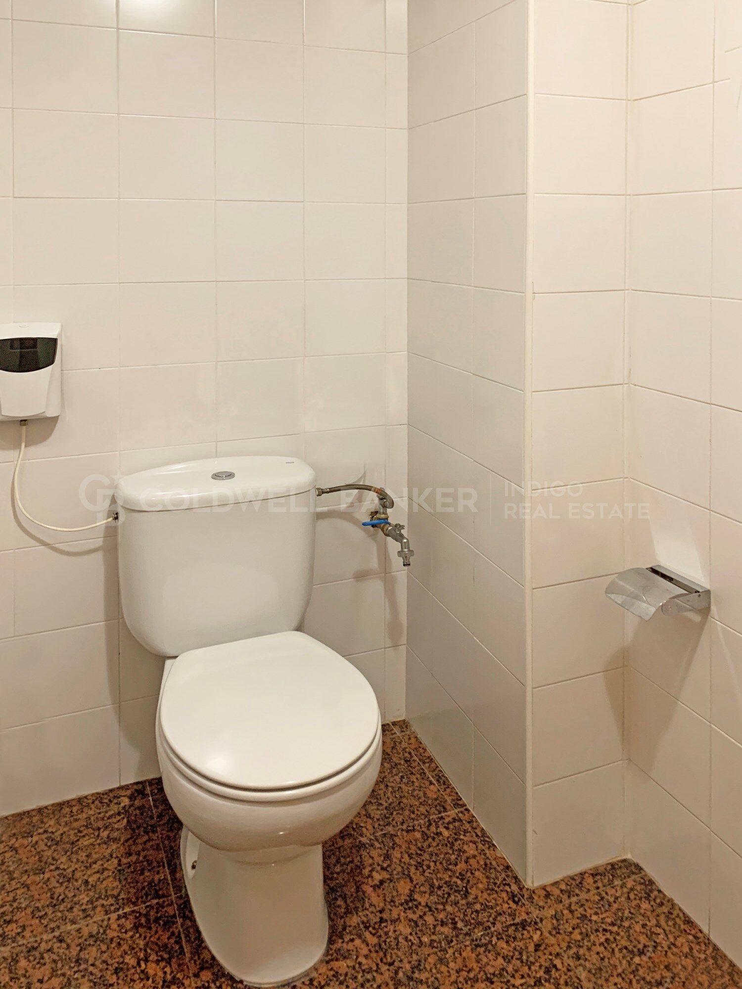 Nave industrial + oficinas, parcela de 15.000 m2 - Única en Vigo