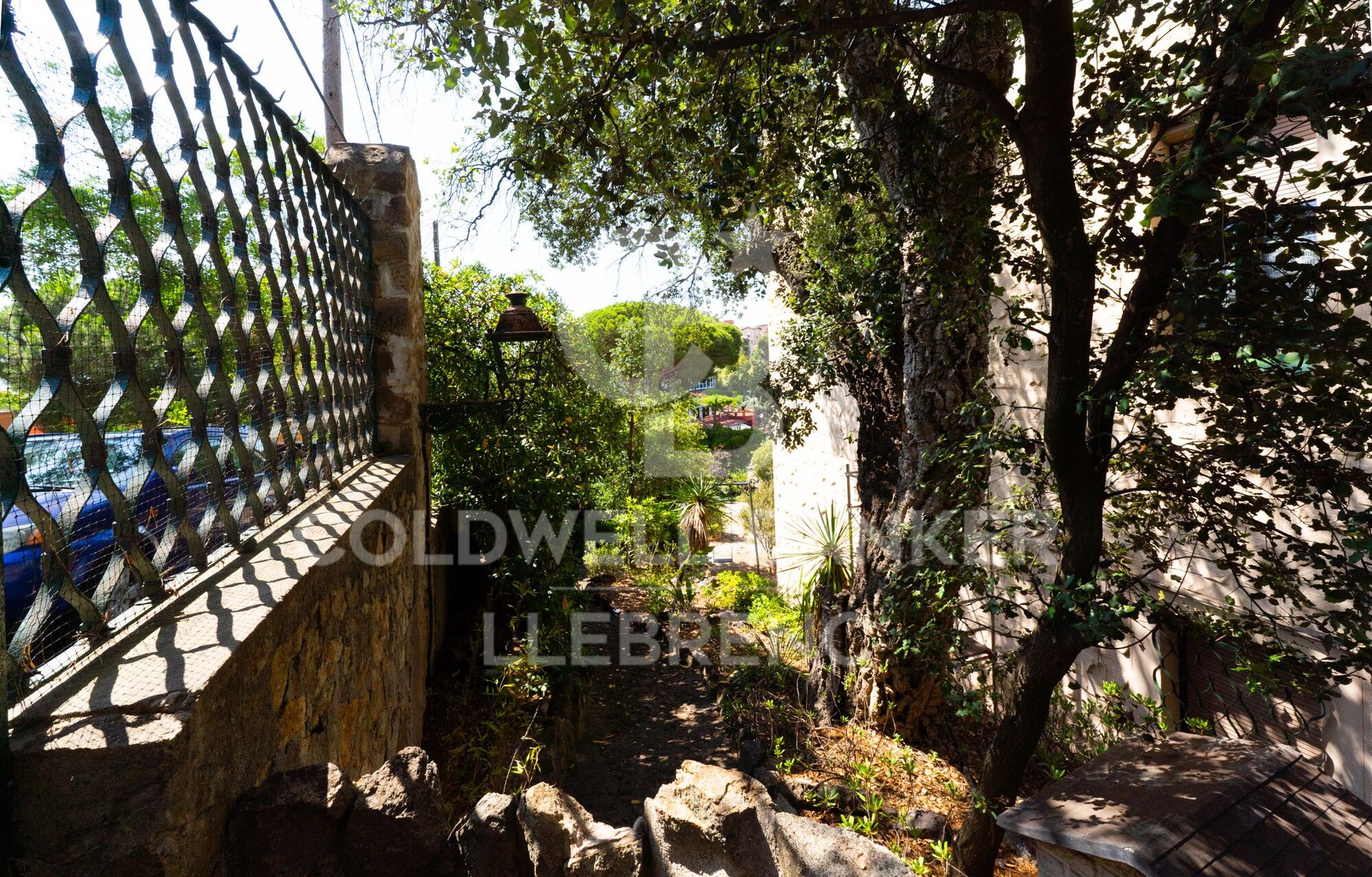 Haus 5 Schlafzimmer, 3 Stockwerke Verkauf Barcelona