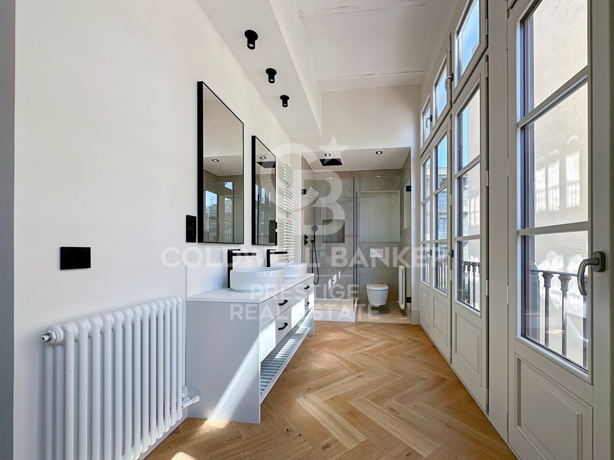 Brand new apartment for sale on Passeig de Sant Joan.
