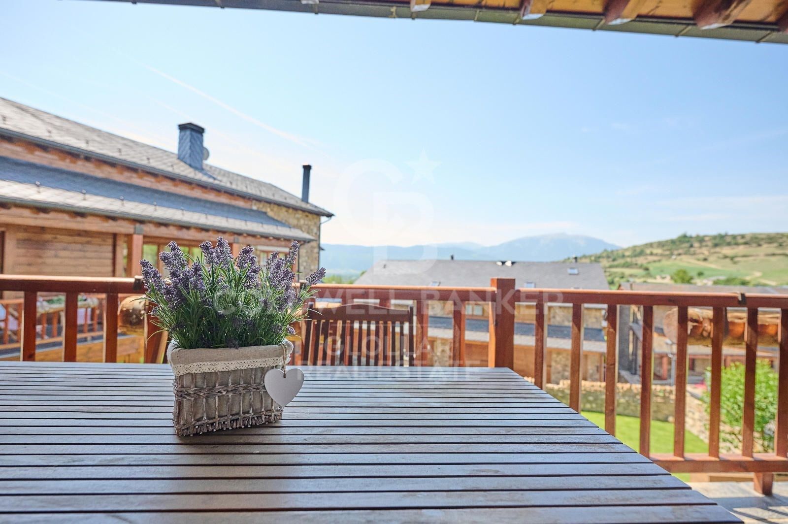 Casa adosada en Saneja