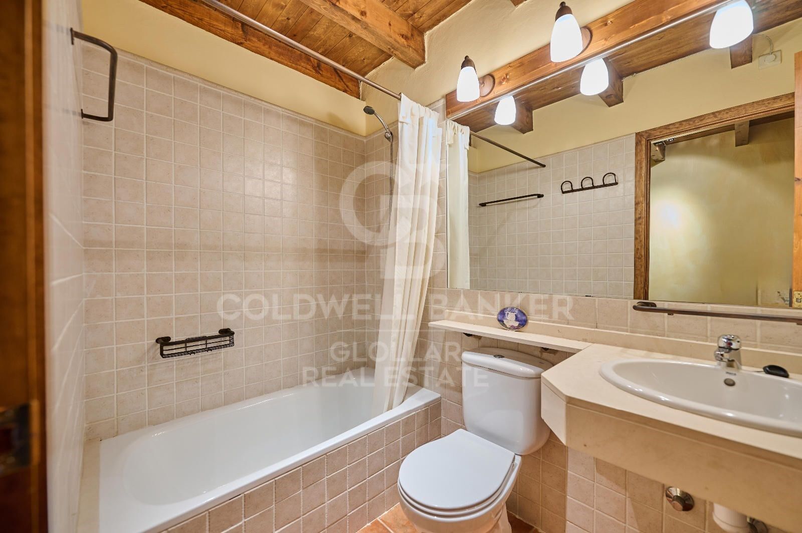 House 4 Bedrooms Triplex Sale Guils de Cerdanya