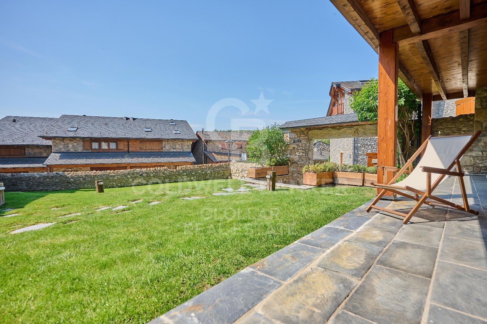 House 4 Bedrooms Triplex Sale Guils de Cerdanya