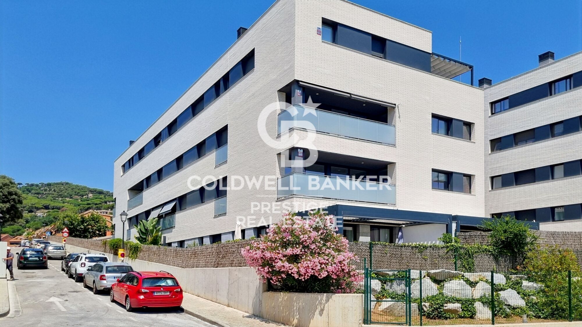 New construction apartment in Llavaneres delivered July 2025