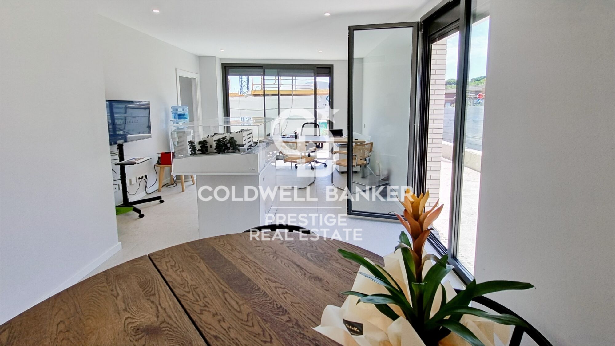 New construction apartment in Llavaneres delivered July 2025