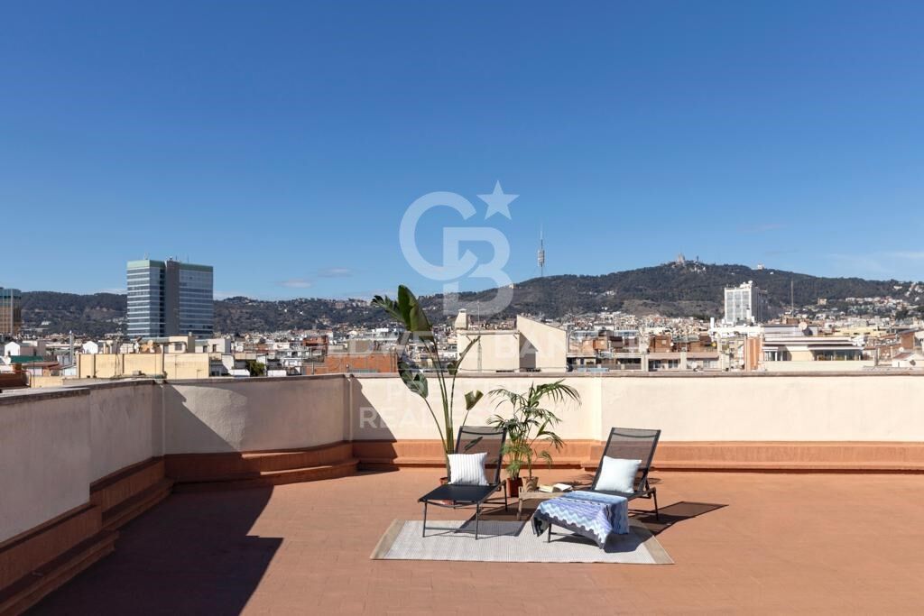 Luxury apartment for sale on Còrsega Street