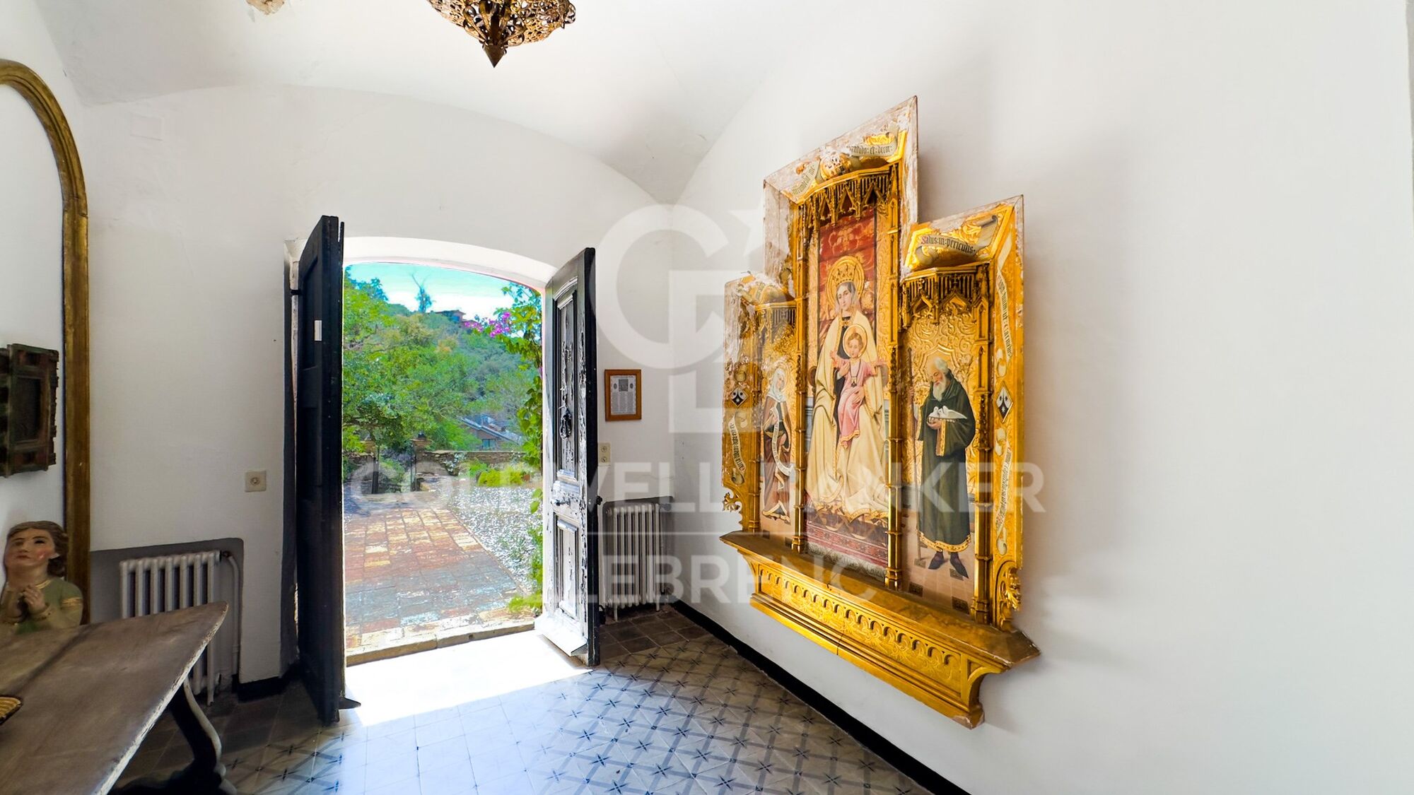 Descubre una masía única y espectacular en venta en el corazón de Vallvidrera