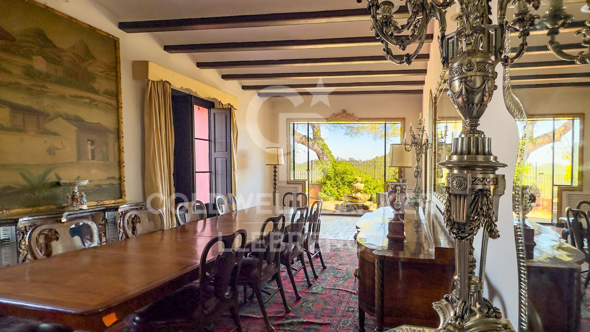 Descubre una masía única y espectacular en venta en el corazón de Vallvidrera