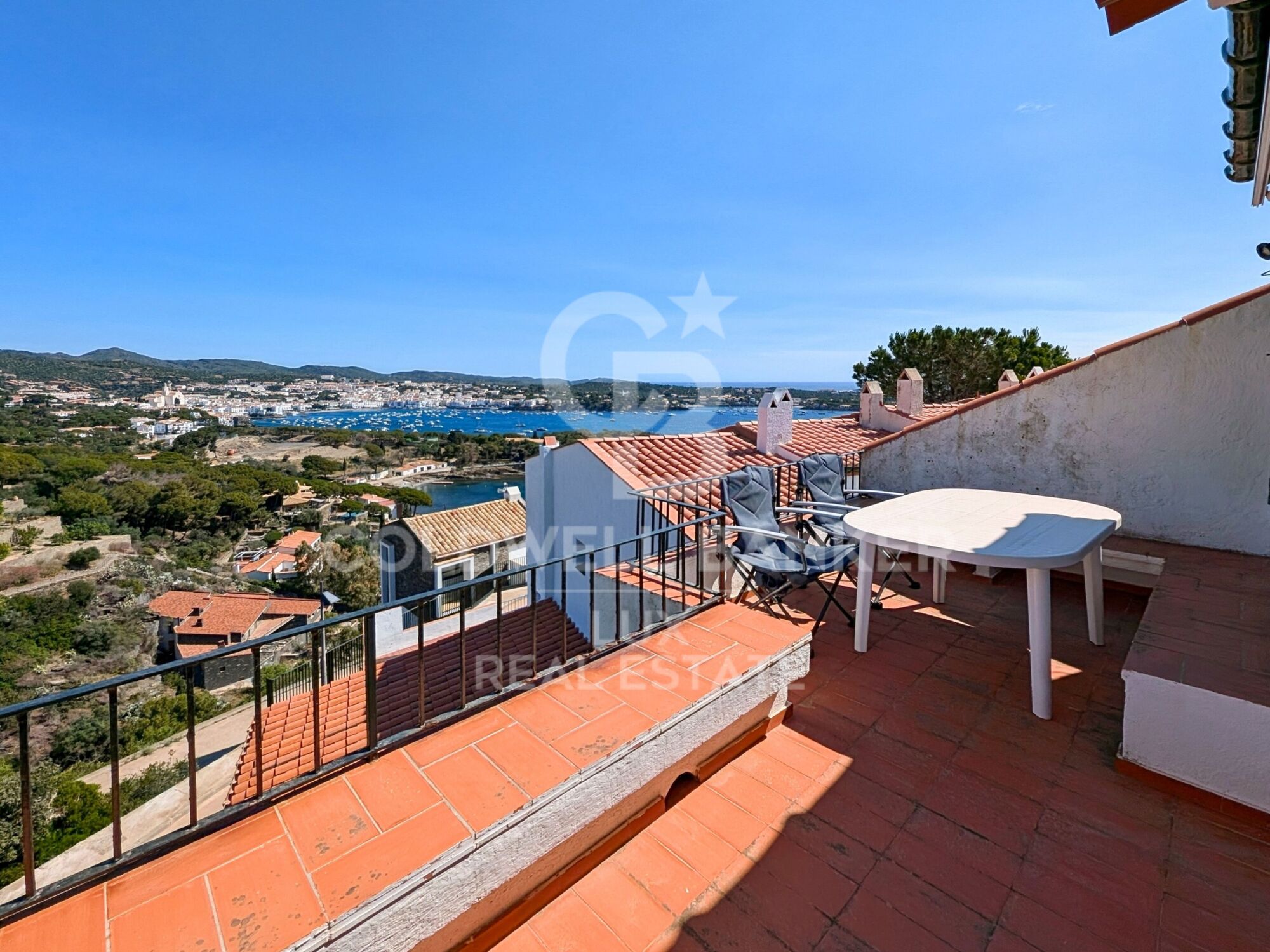 Charming house with spectacular sea views in Cadaqués