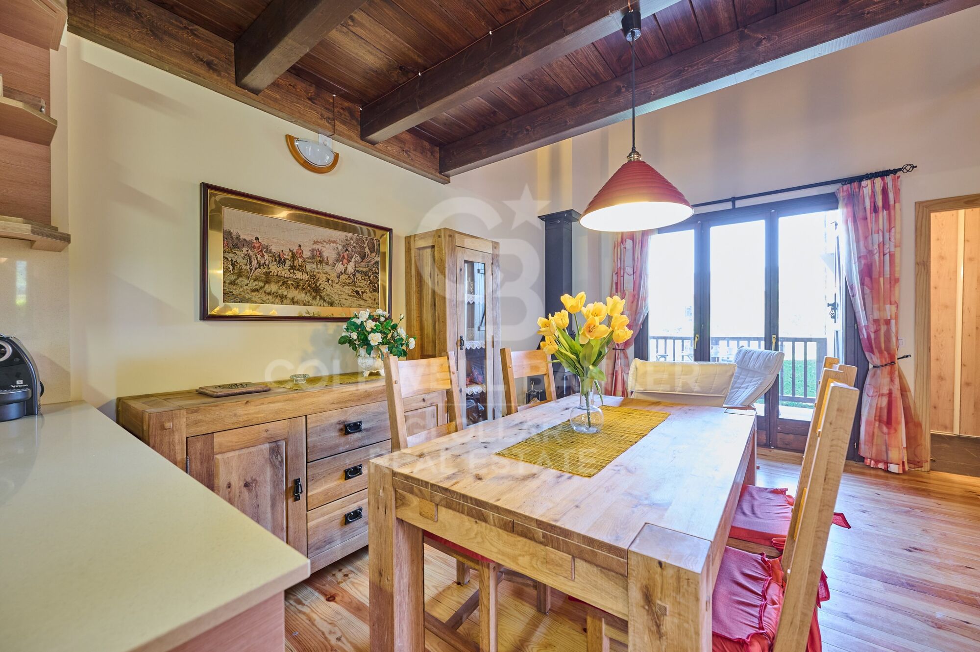 Acogedor dúplex con terraza y vistas