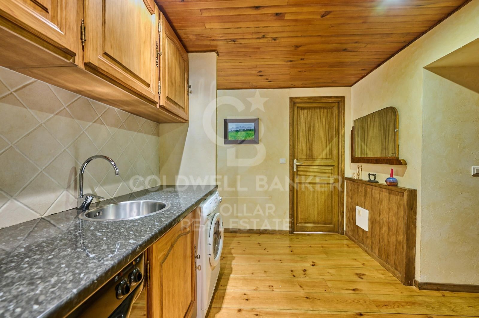 Apartment 1 Bedroom Sale Osséja