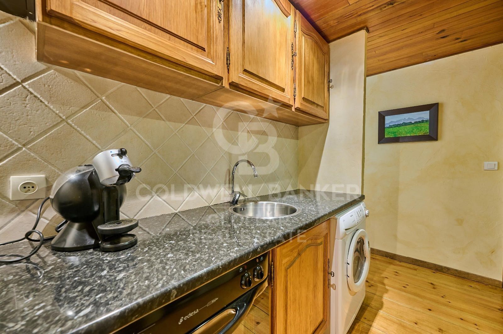 Apartment 1 Bedroom Sale Osséja