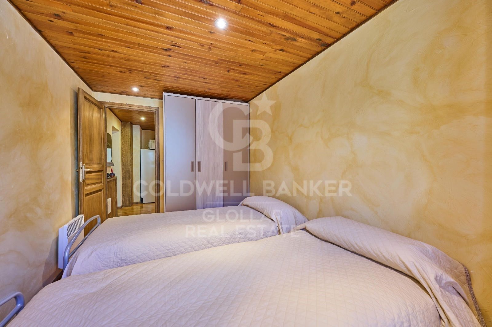 Apartment 1 Bedroom Sale Osséja