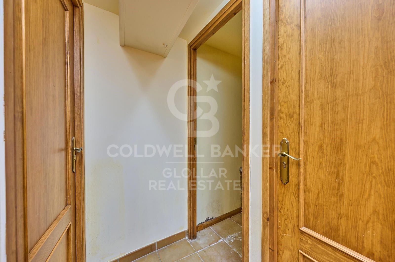 Apartment 1 Bedroom Sale Osséja