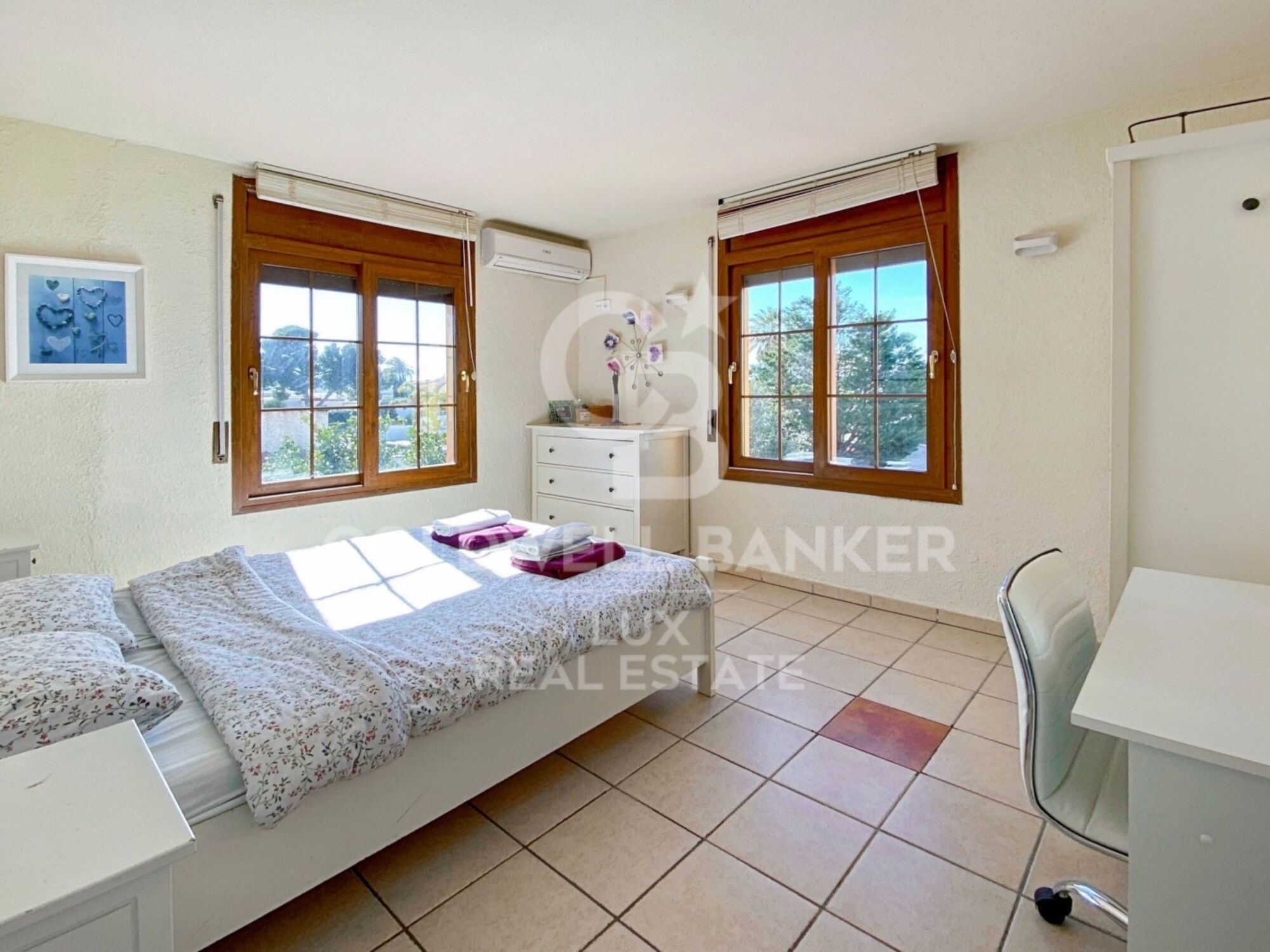 House with 12.5m mooring, quick access to the sea