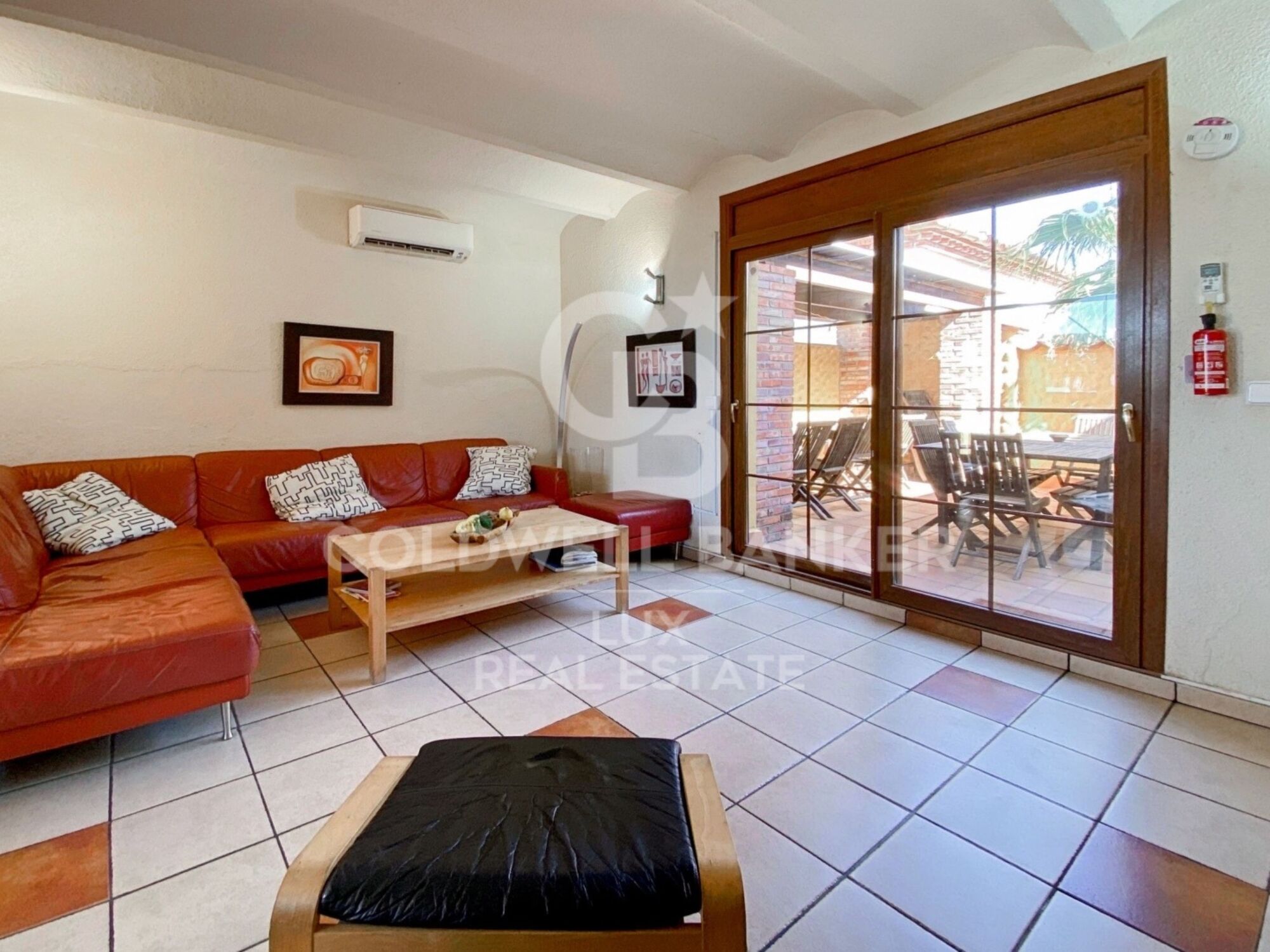 House with 12.5m mooring, quick access to the sea