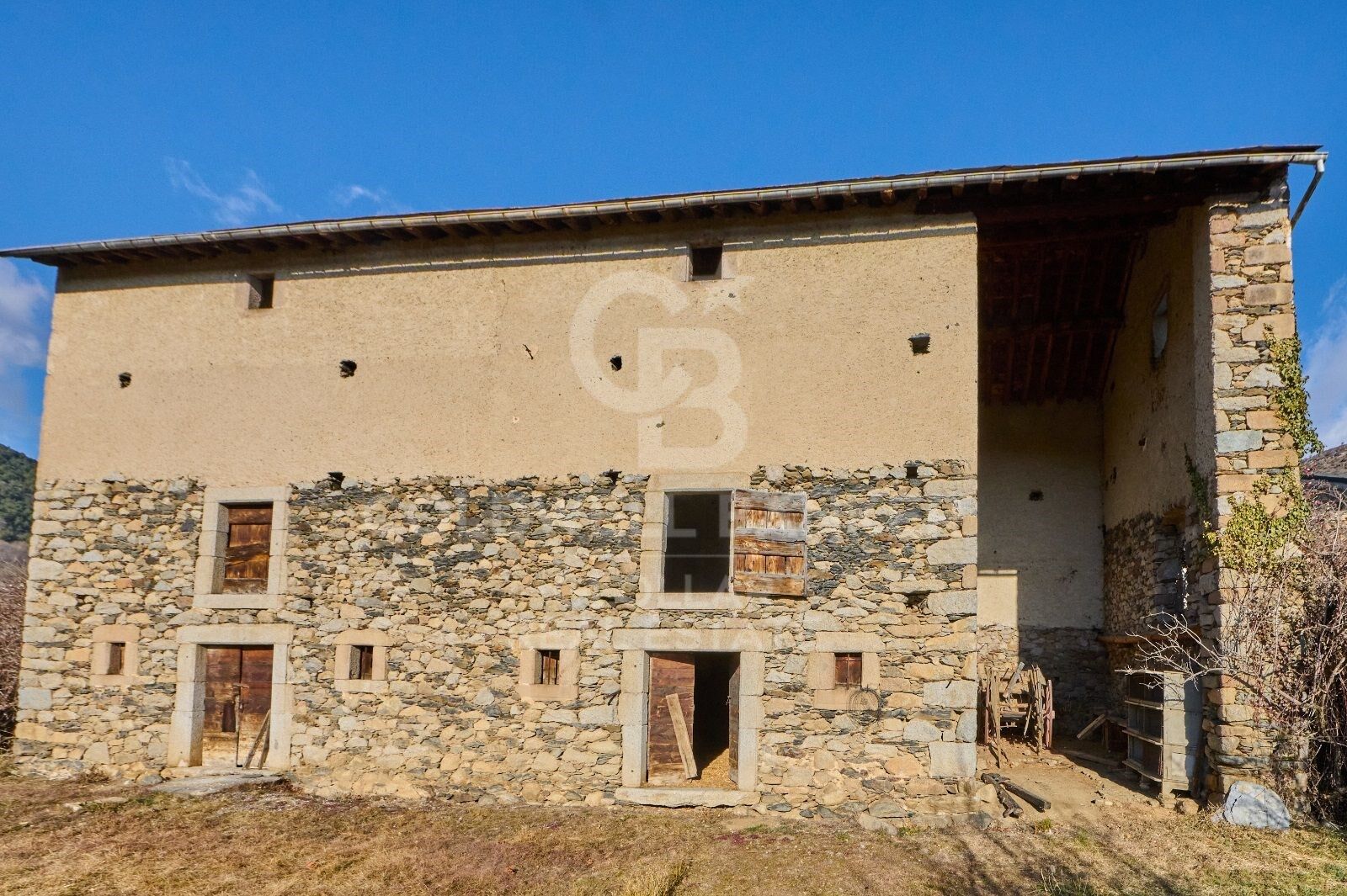 Finca rústica con posibilidades
