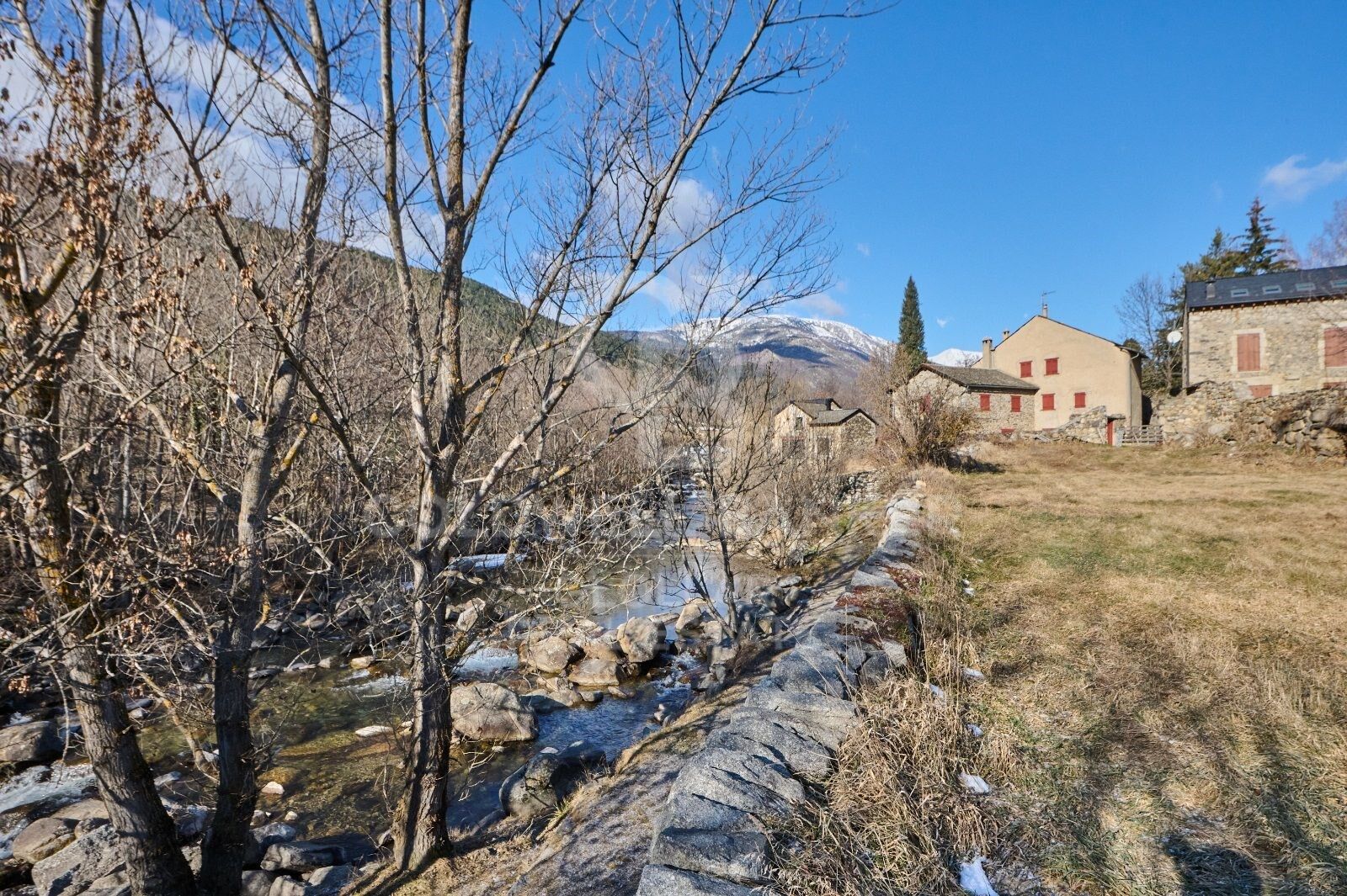 Finca rústica con posibilidades